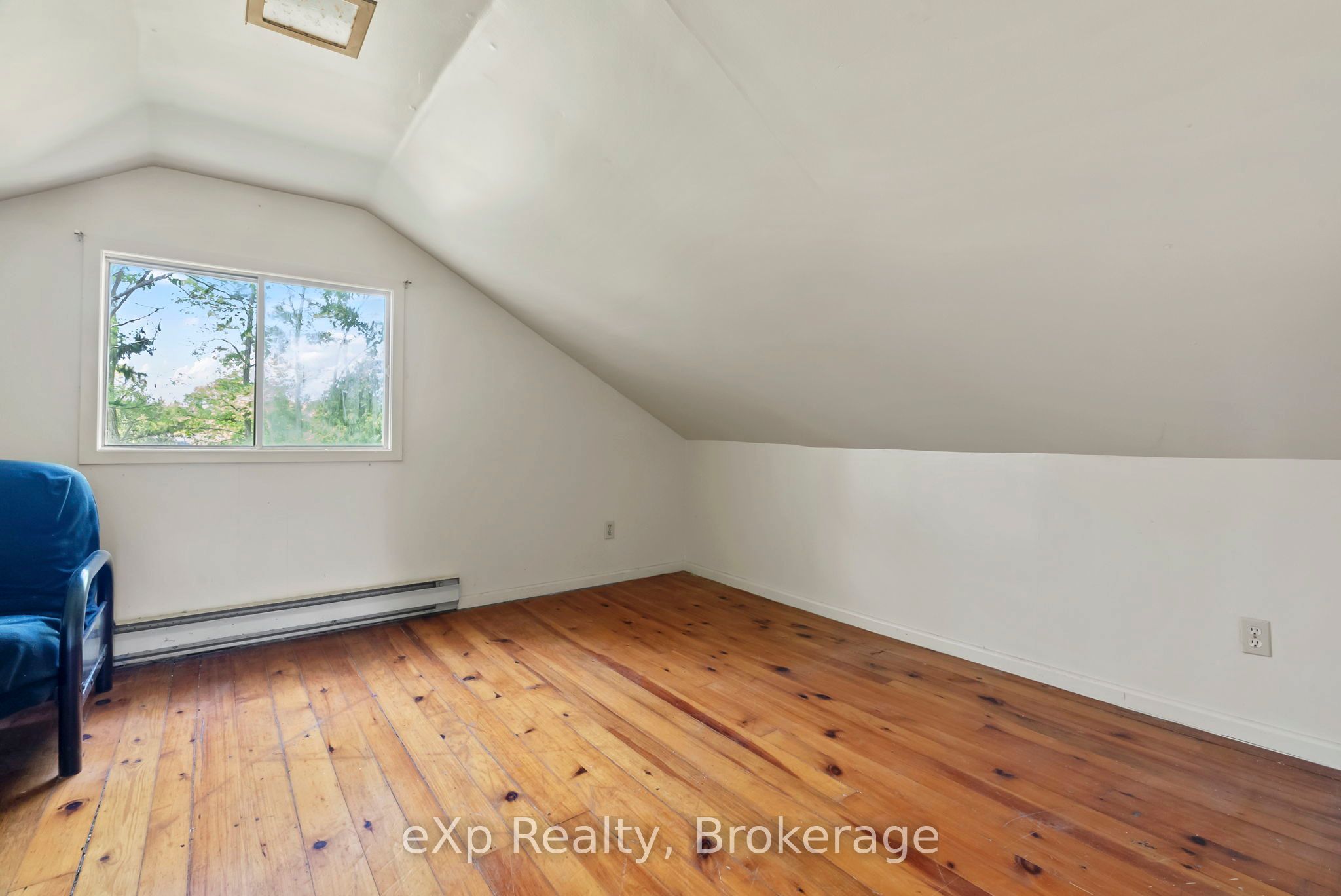 217 Highway 6 Property Photo 22