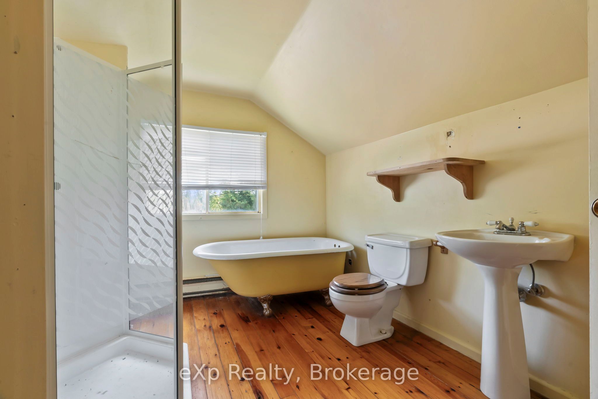 217 Highway 6 Property Photo 24