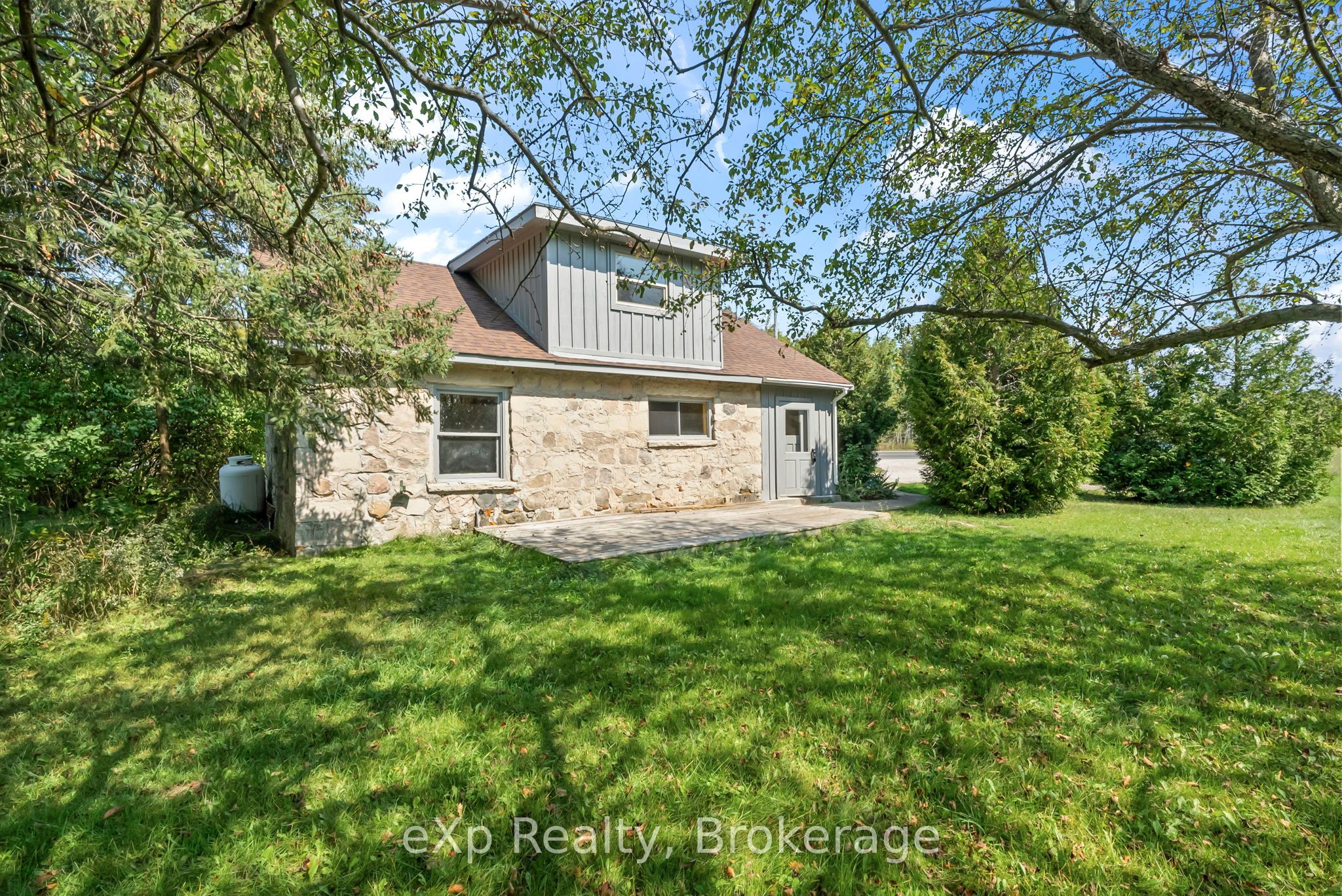 217 Highway 6 Property Photo 30