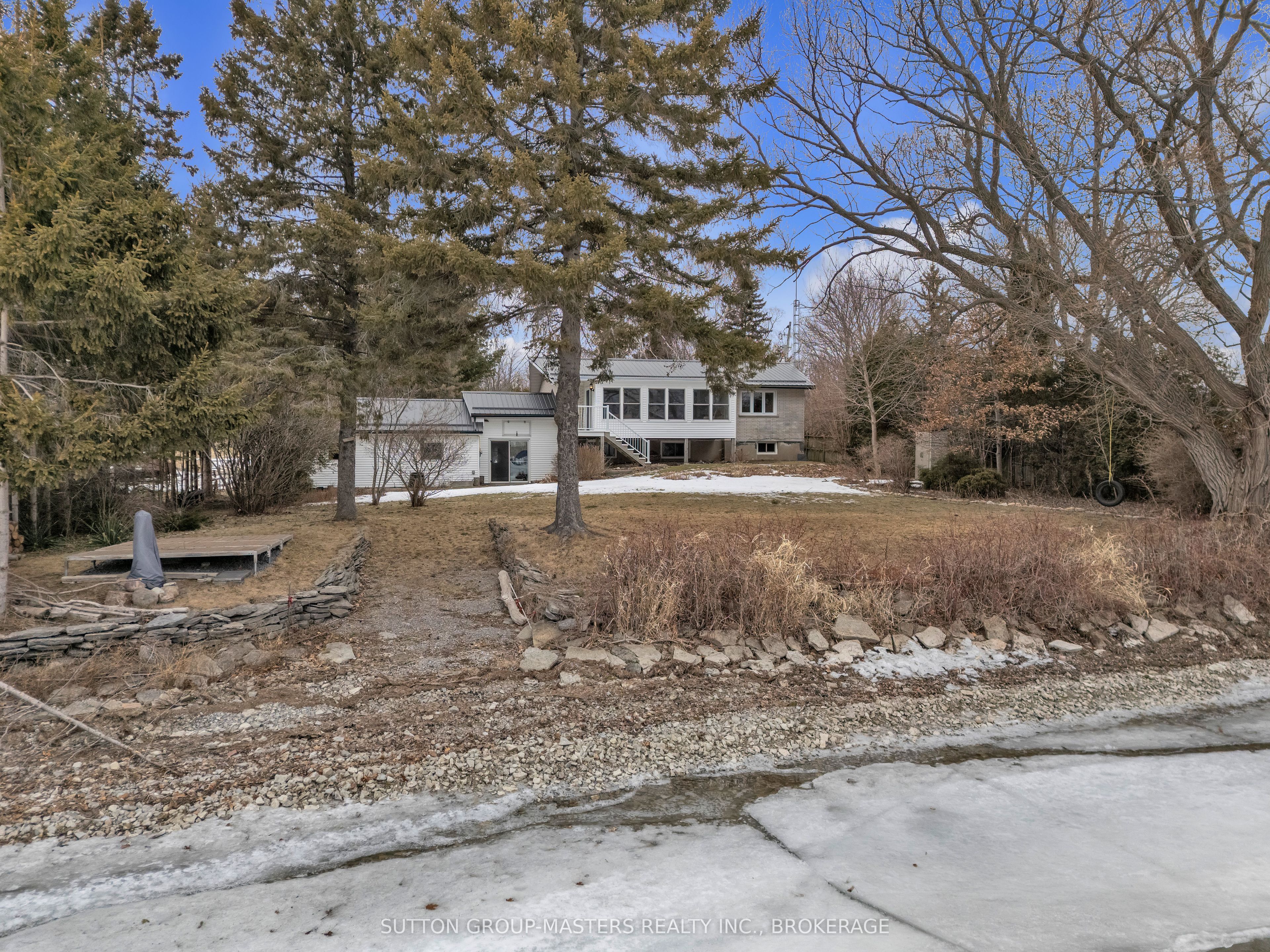 10954 Loyalist Parkway Property Photo