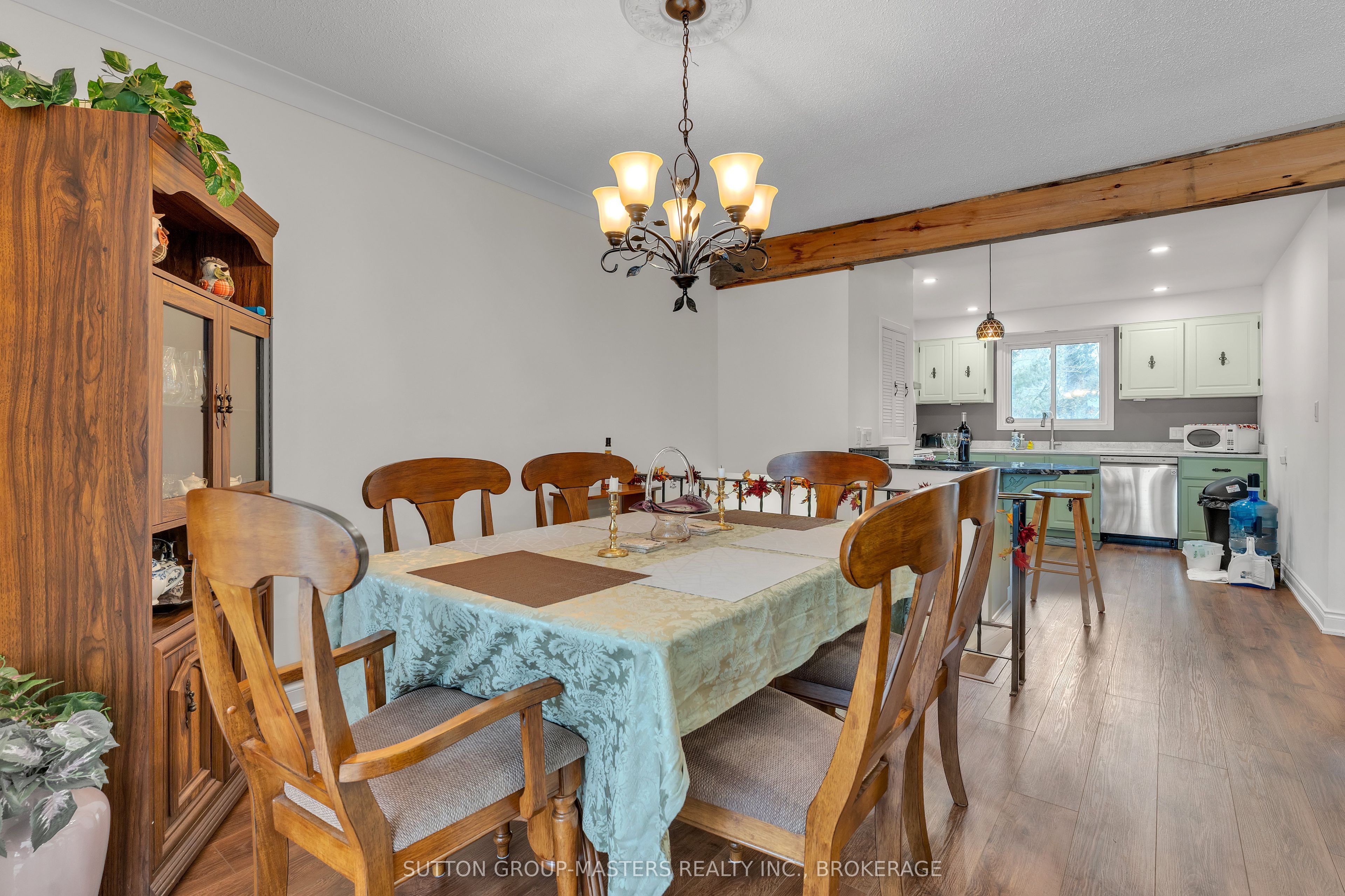 10954 Loyalist Parkway Property Photo 12