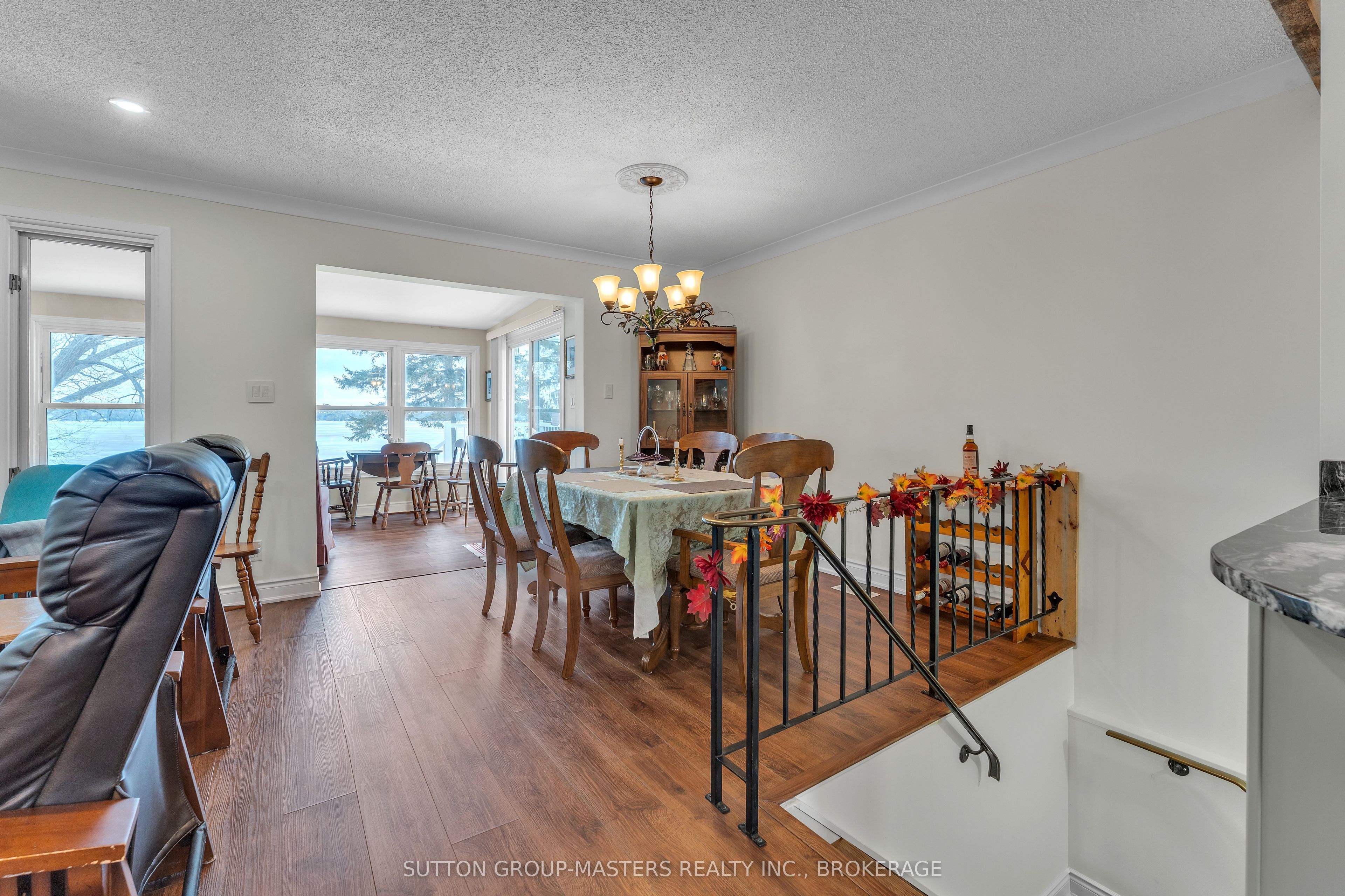 10954 Loyalist Parkway Property Photo 13