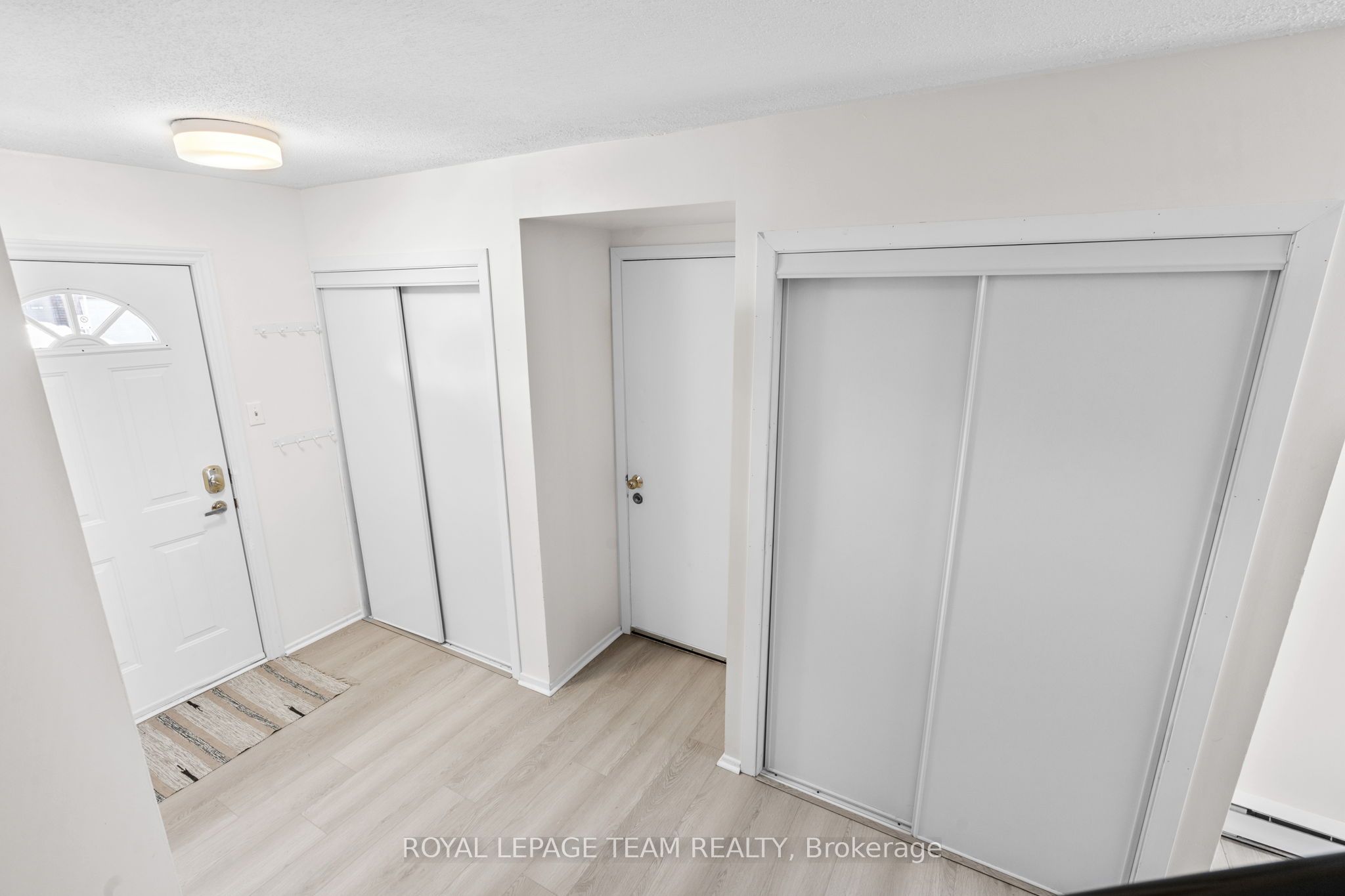 18a Arnold Drive Property Photo 4