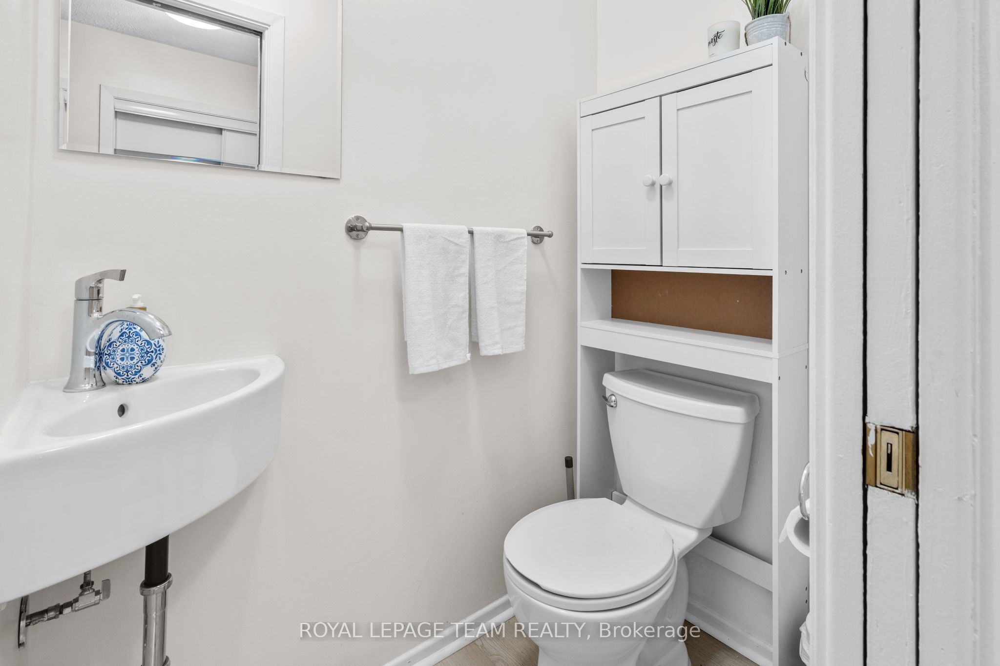 18a Arnold Drive Property Photo 6