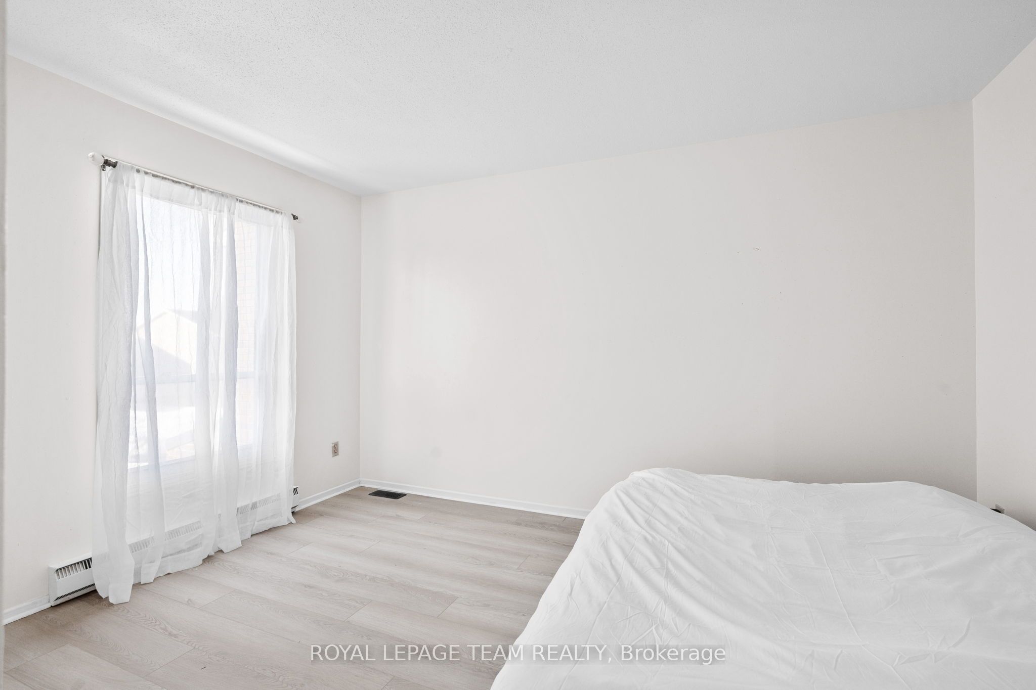 18a Arnold Drive Property Photo 22