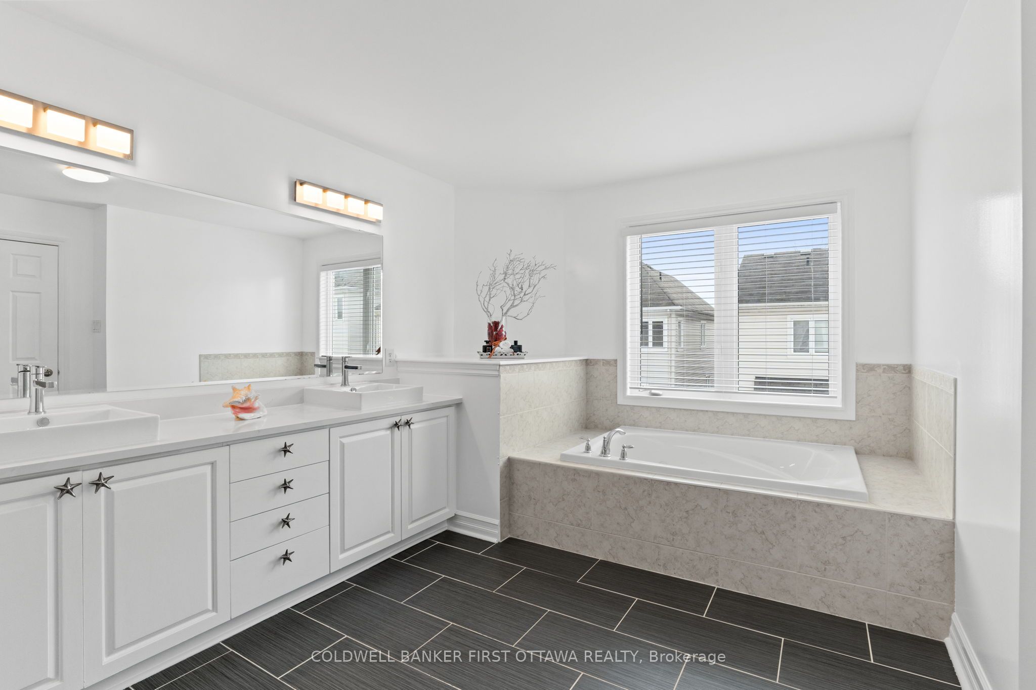3454 River Run Avenue Property Photo 19
