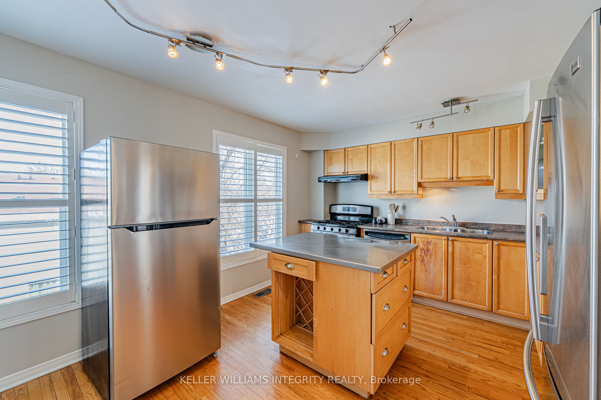 211 Arcola Lane Property Photo 10