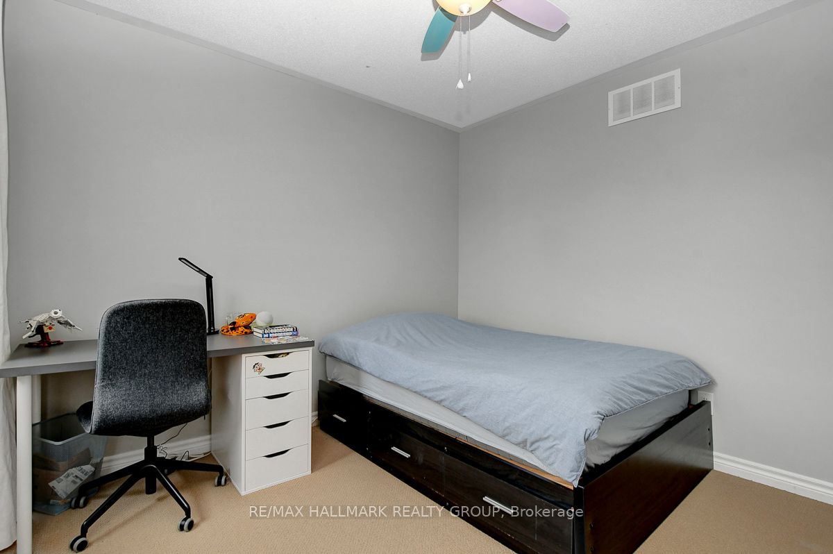 2402 Regatta Avenue Property Photo 26