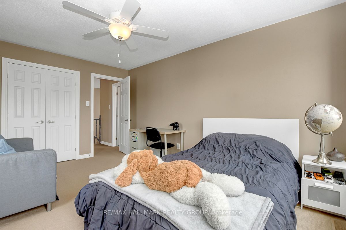 2402 Regatta Avenue Property Photo 29