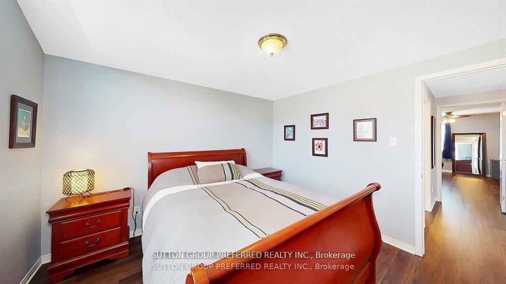 140 Rossmore Court Property Photo 18