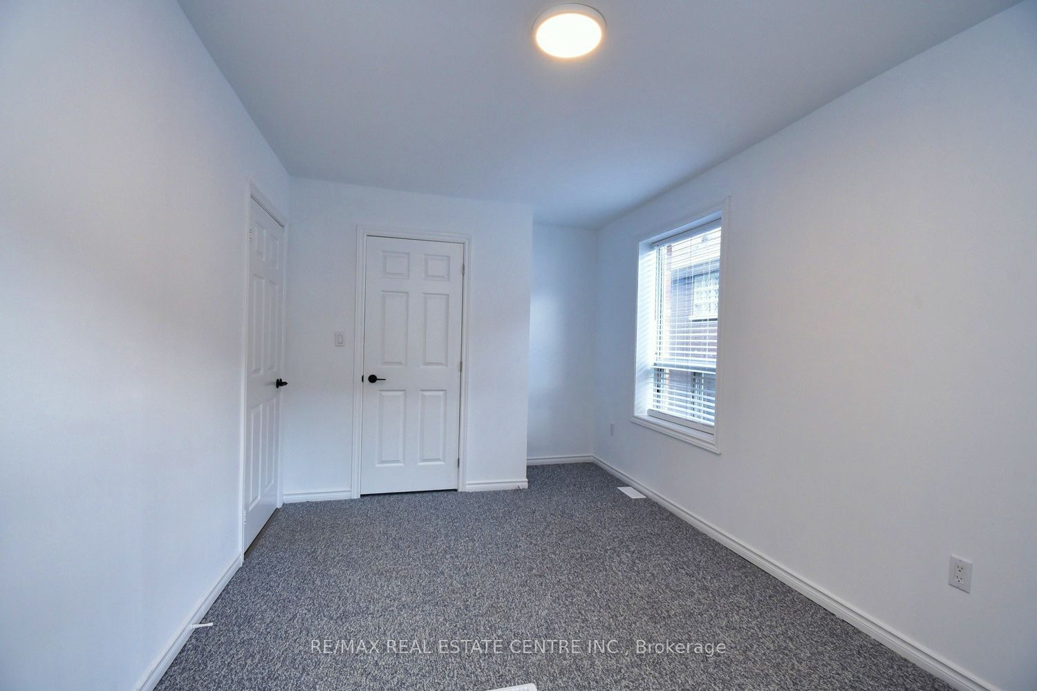 14 Graham Avenue Property Photo 11