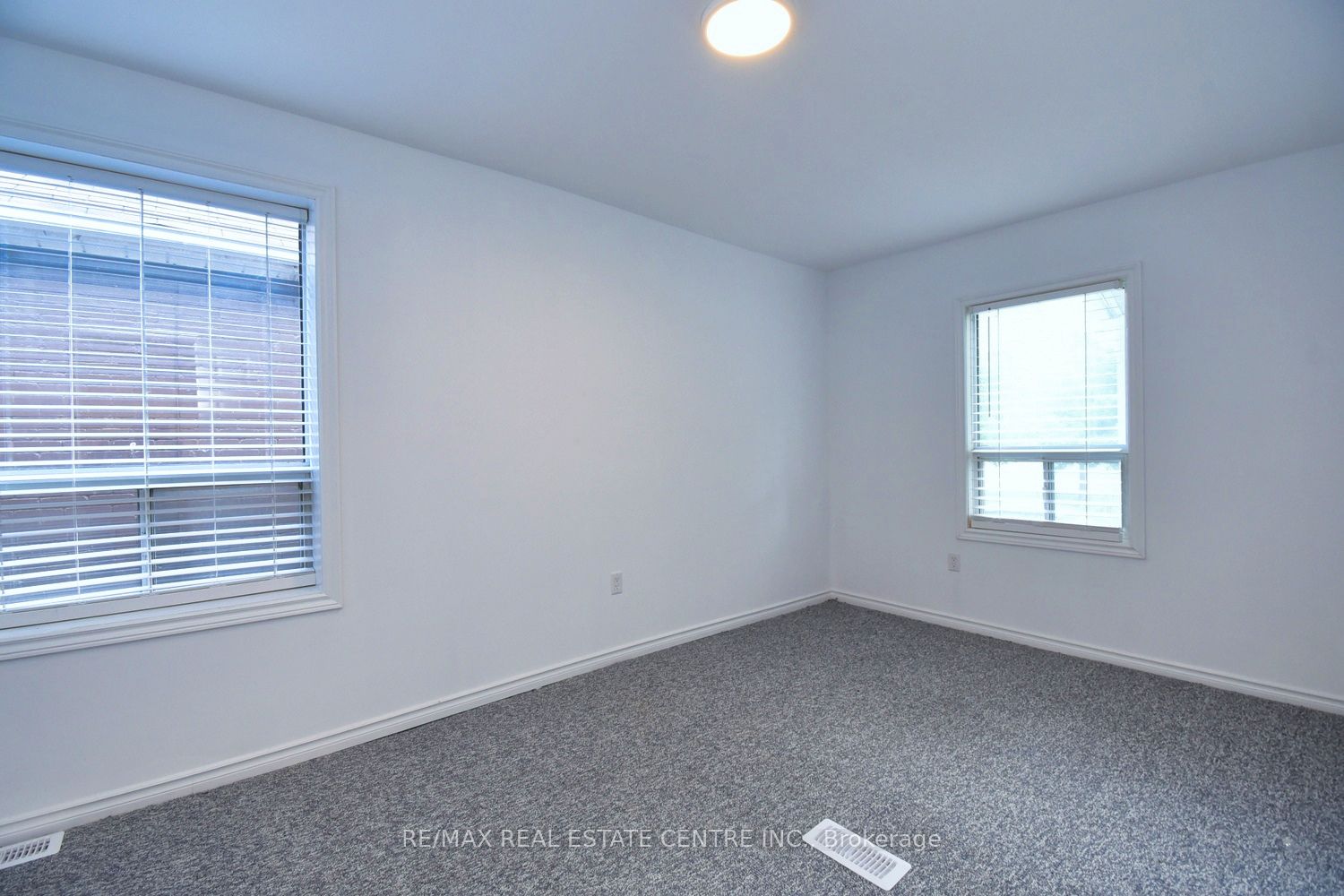 14 Graham Avenue Property Photo 12