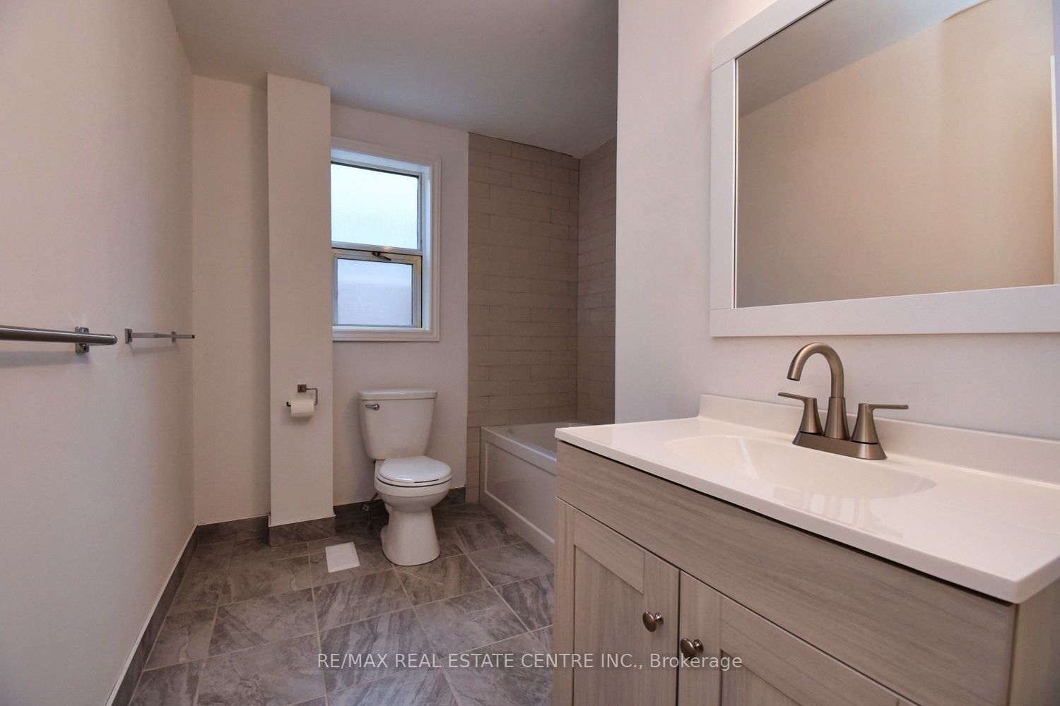 14 Graham Avenue Property Photo 15