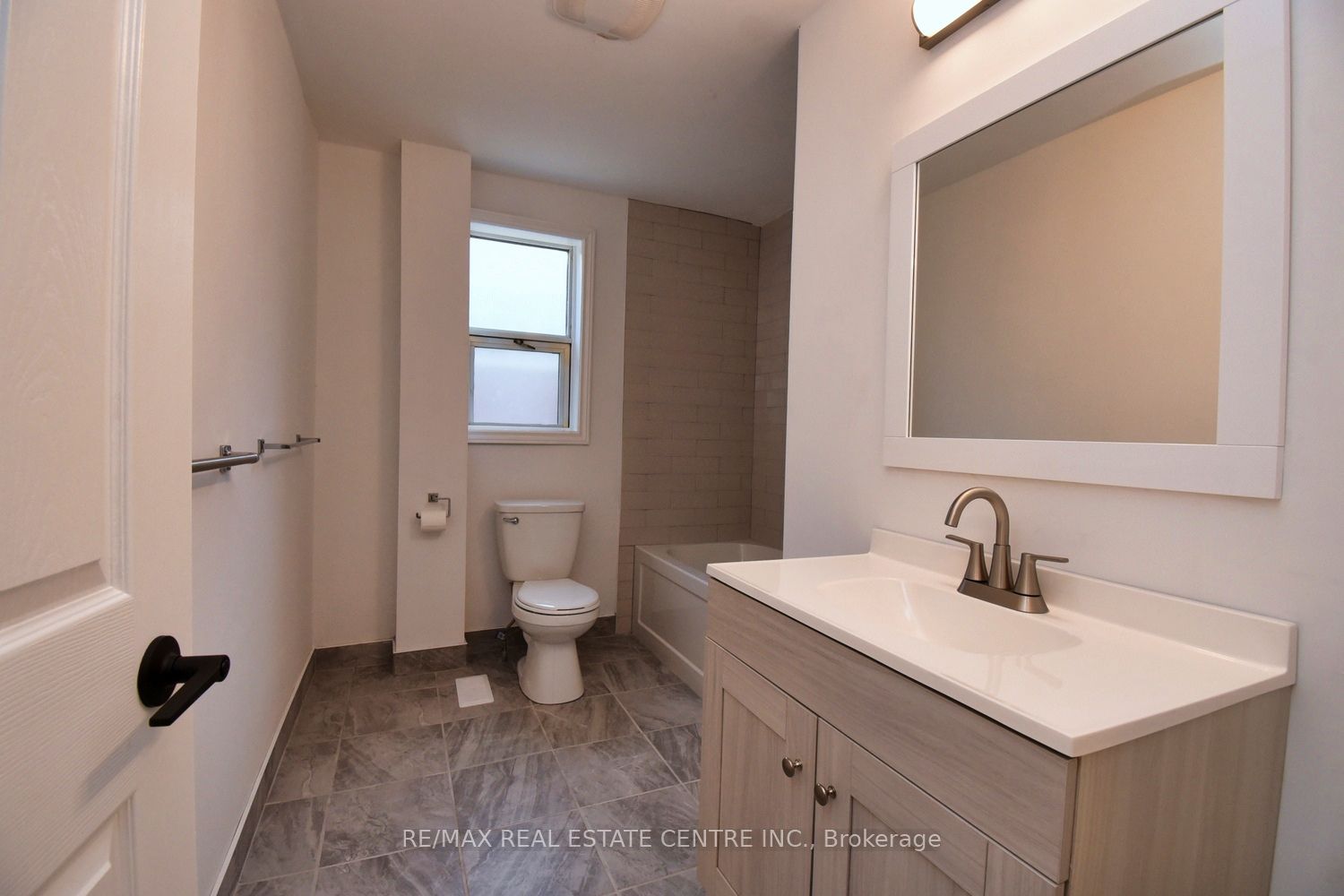 14 Graham Avenue Property Photo 18