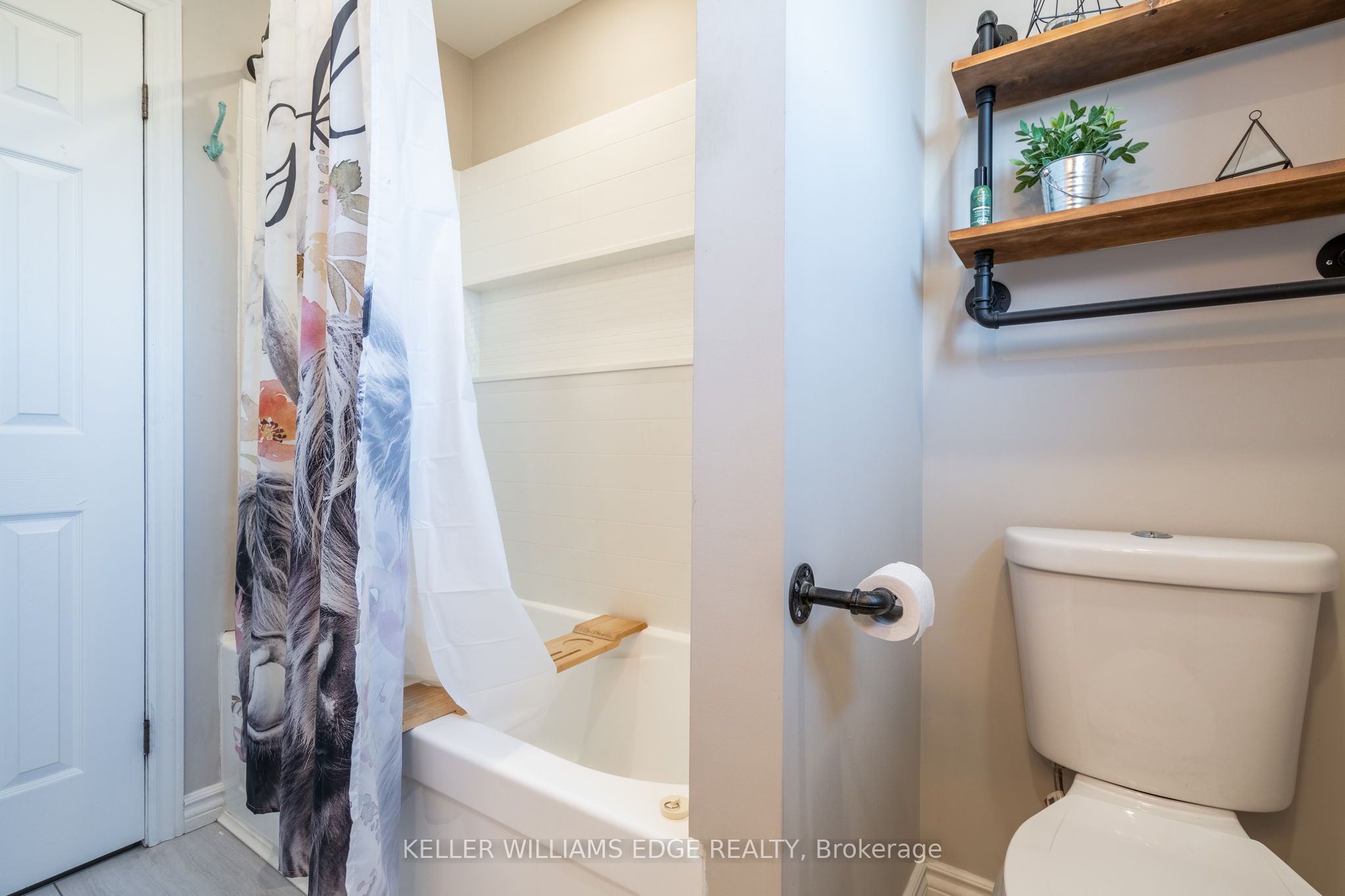 2 Bronte Court Property Photo 27
