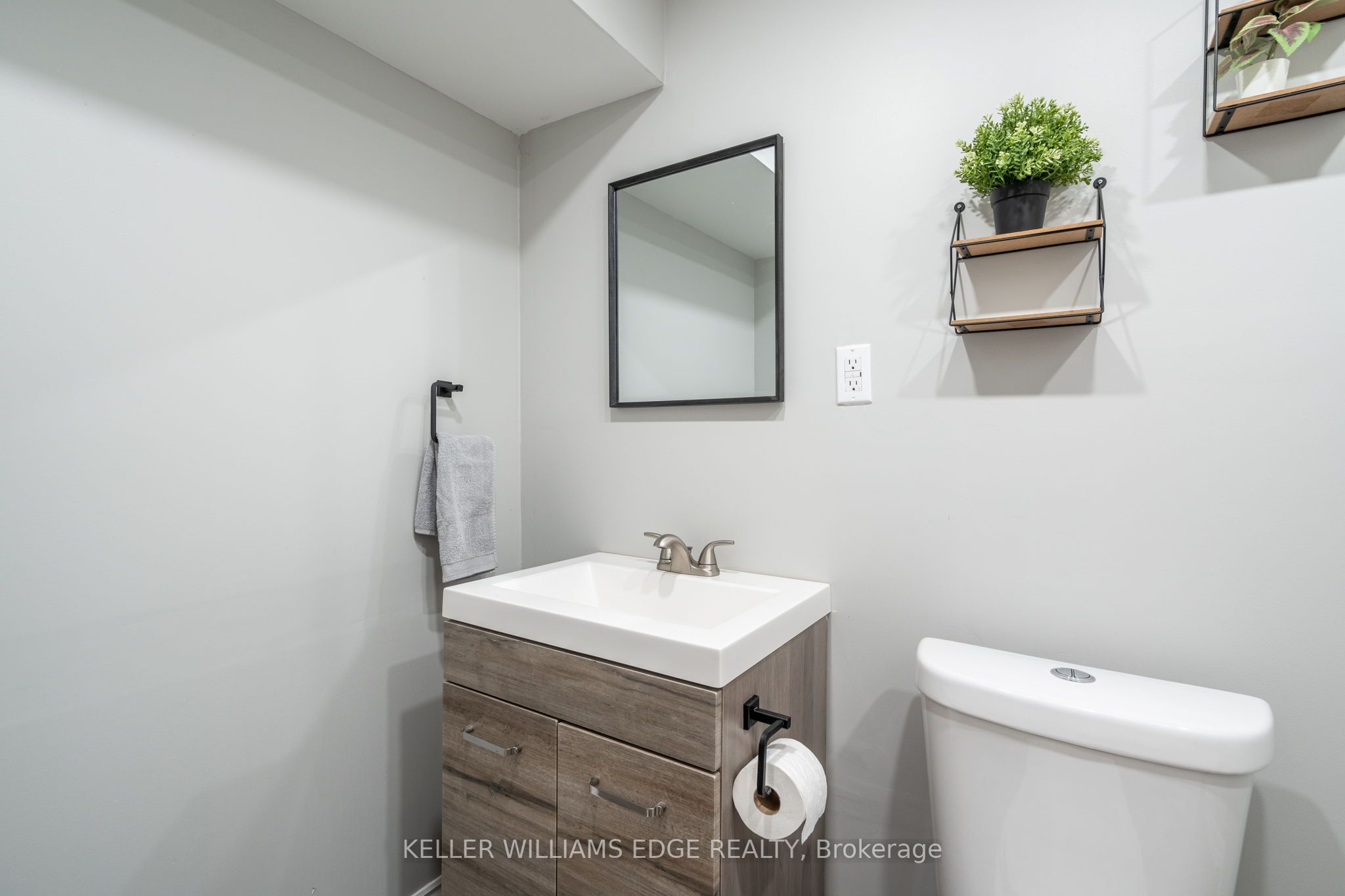2 Bronte Court Property Photo 32