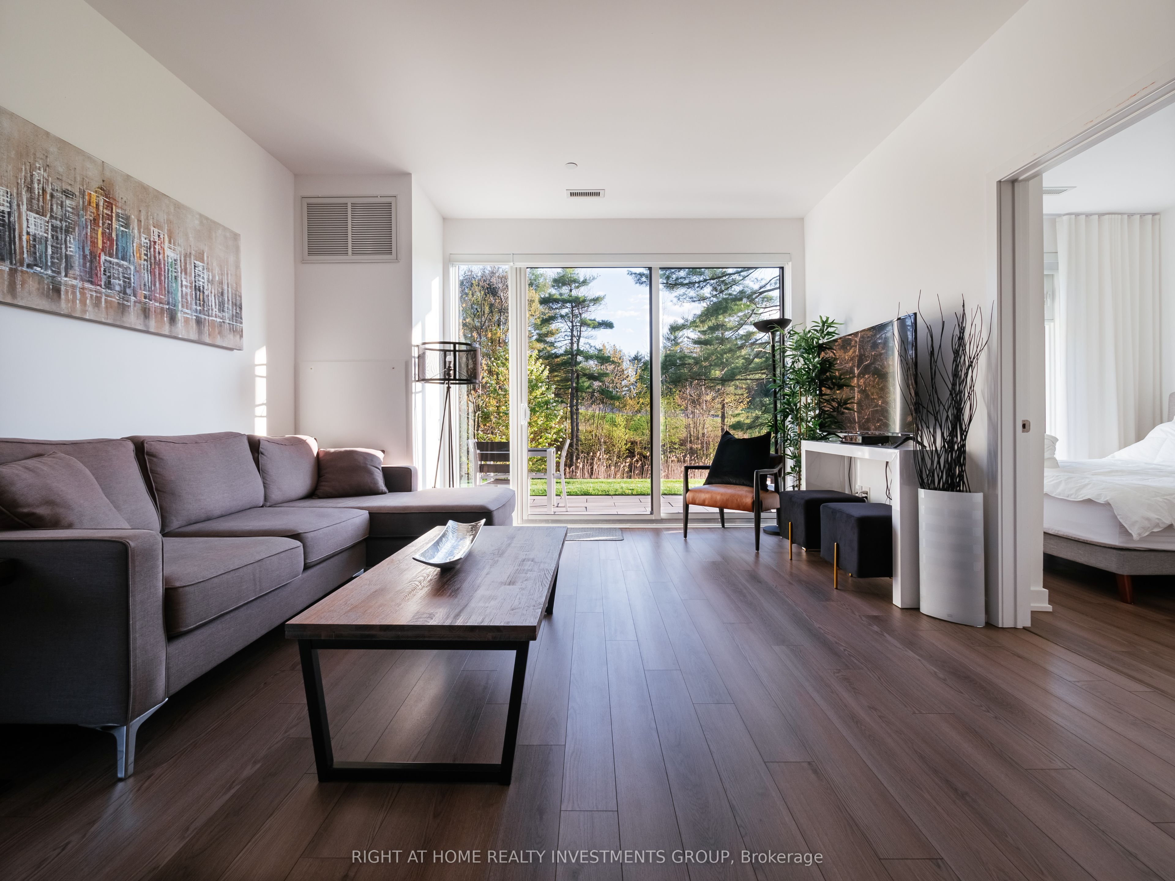 #114 - 120 Carrick Terrace Property Photo 3