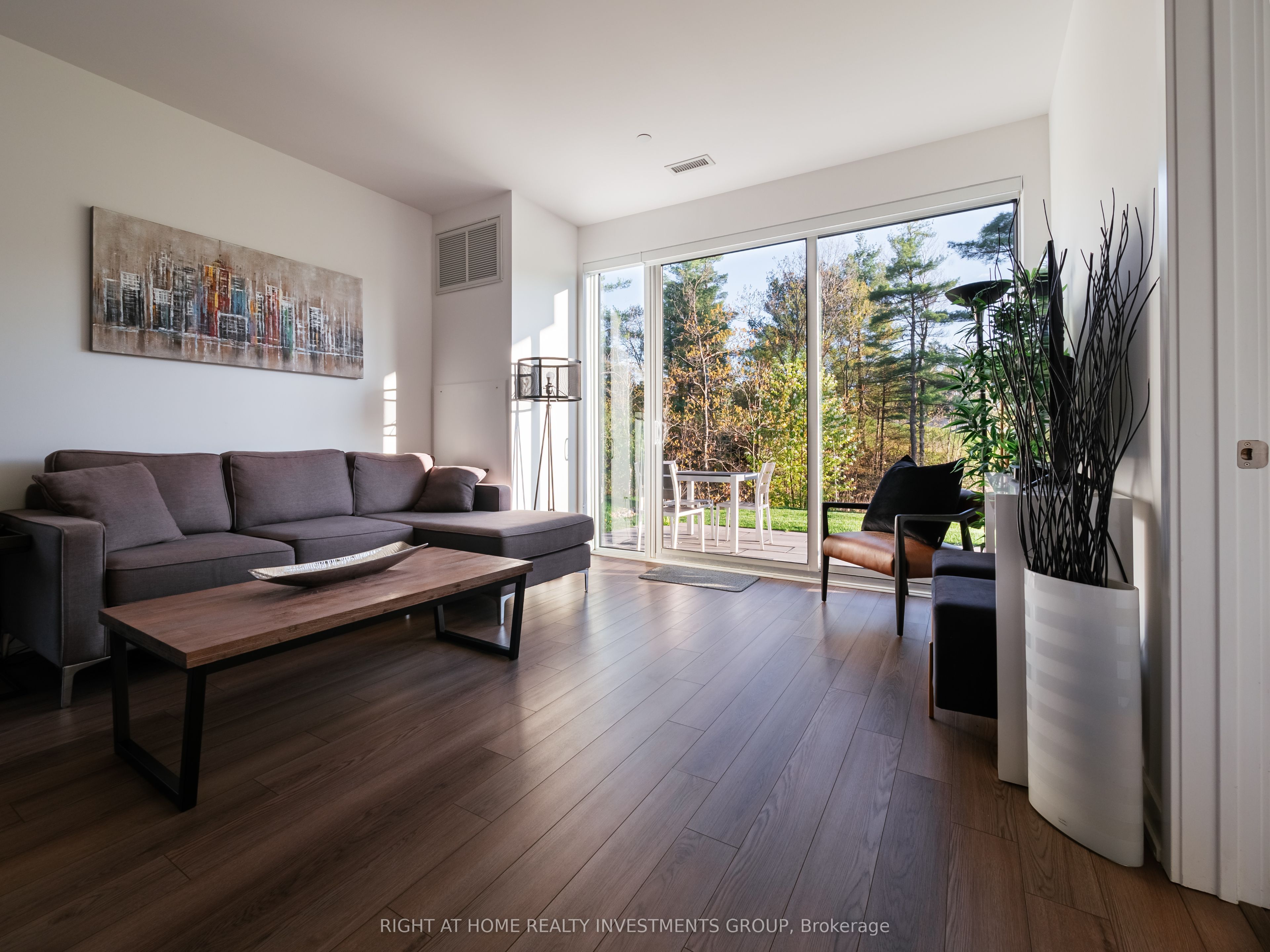 #114 - 120 Carrick Terrace Property Photo 7
