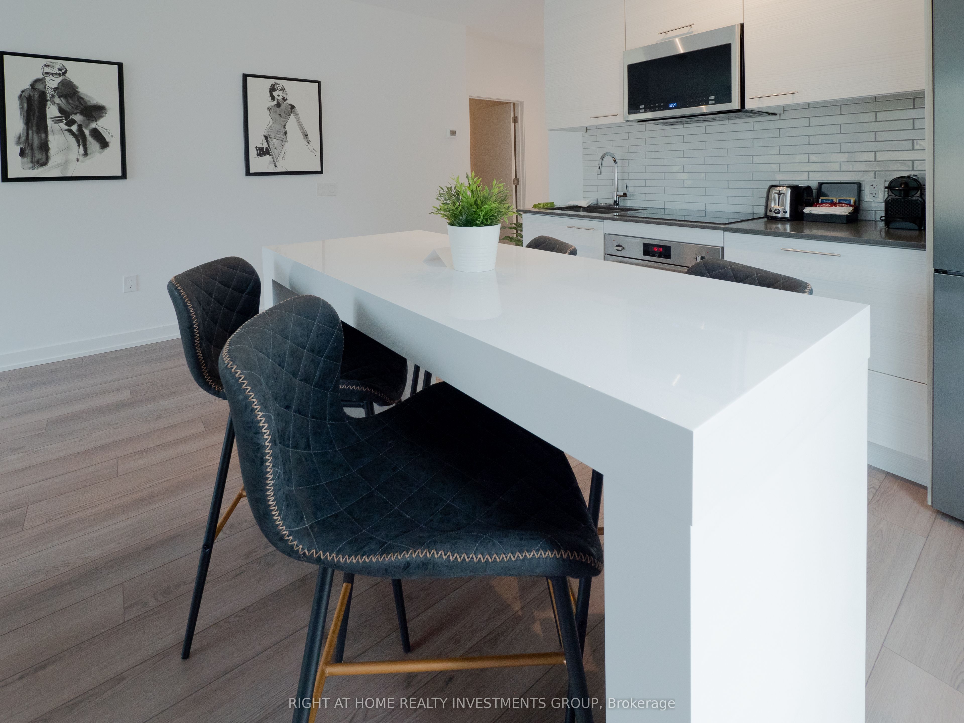 #114 - 120 Carrick Terrace Property Photo 8