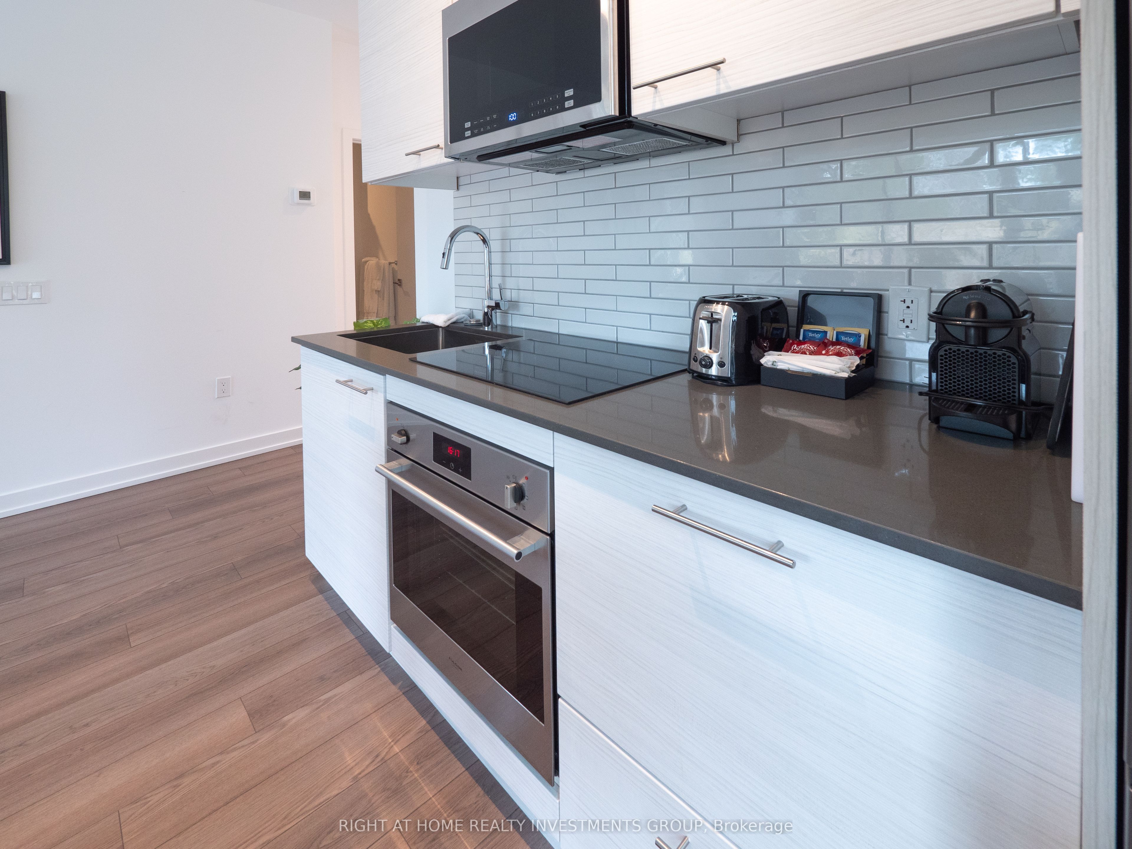 #114 - 120 Carrick Terrace Property Photo 11