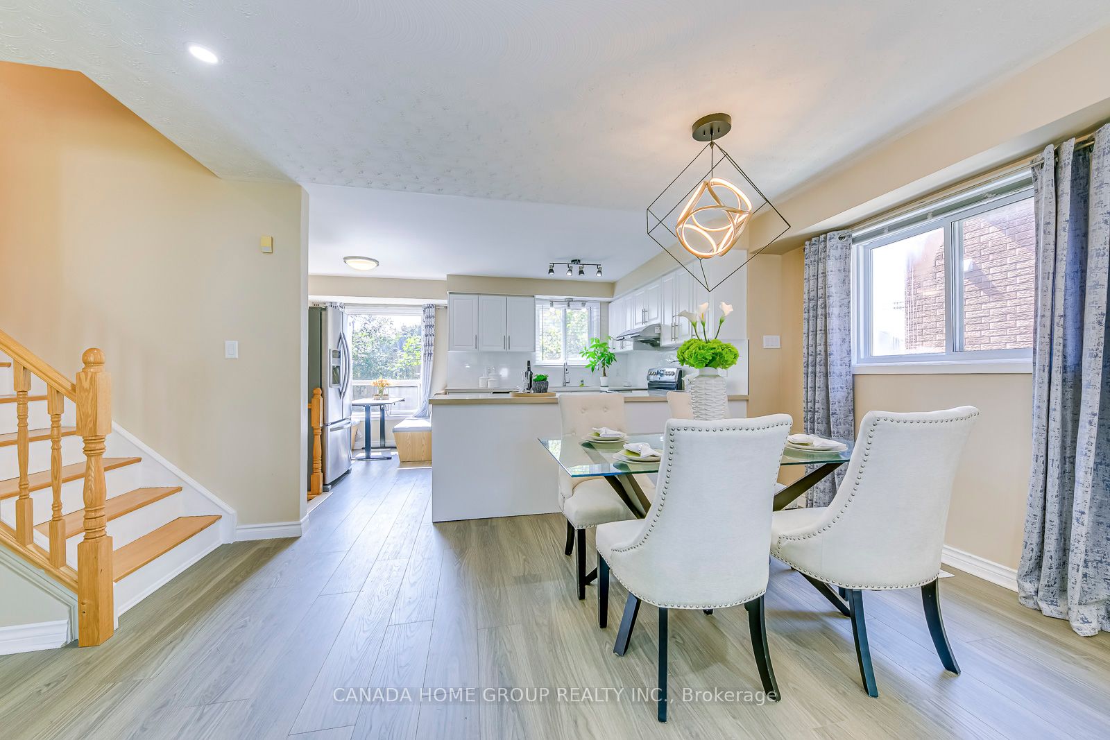 12 Pinard St Property Photo 11