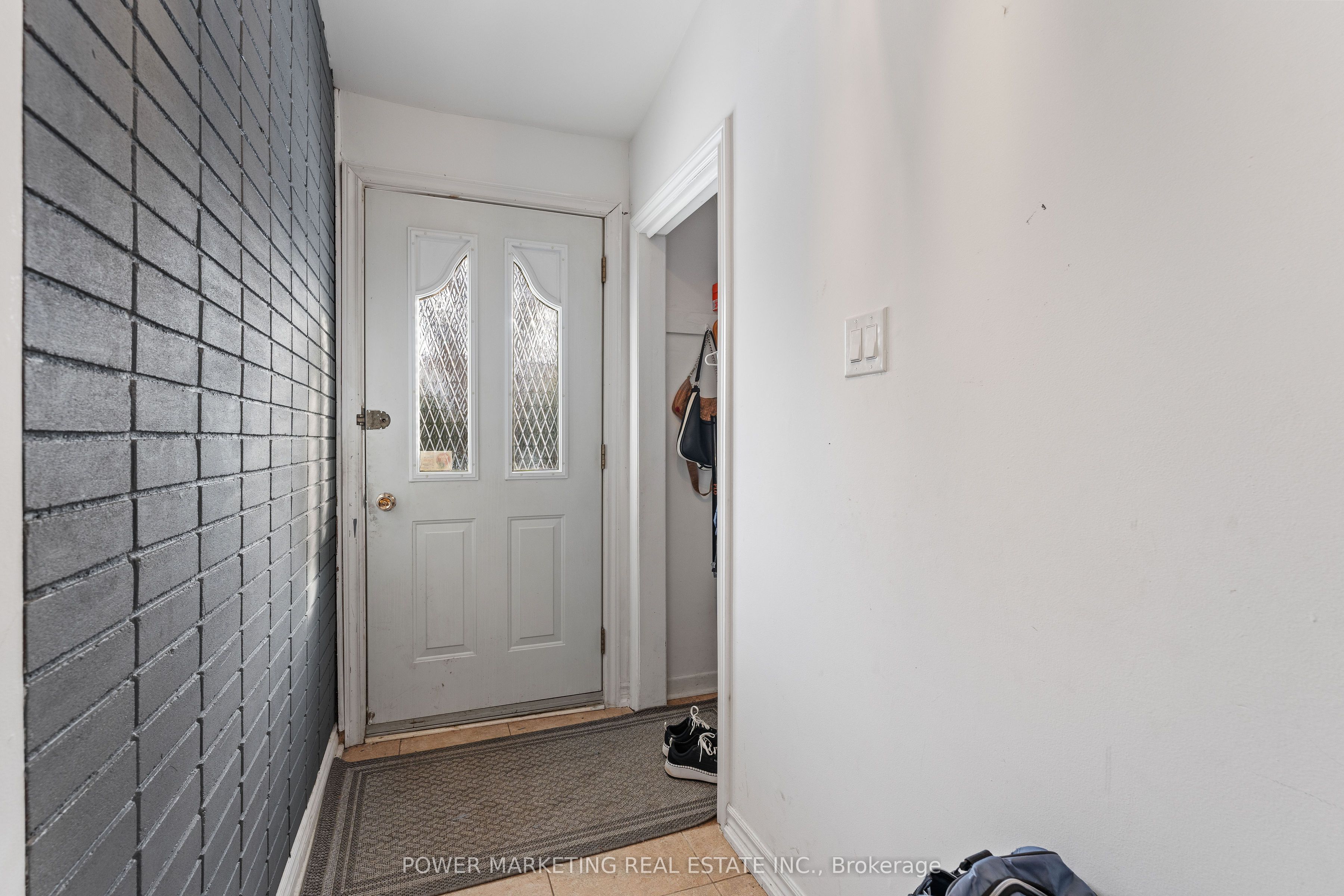 935 Goren Avenue Property Photo 4
