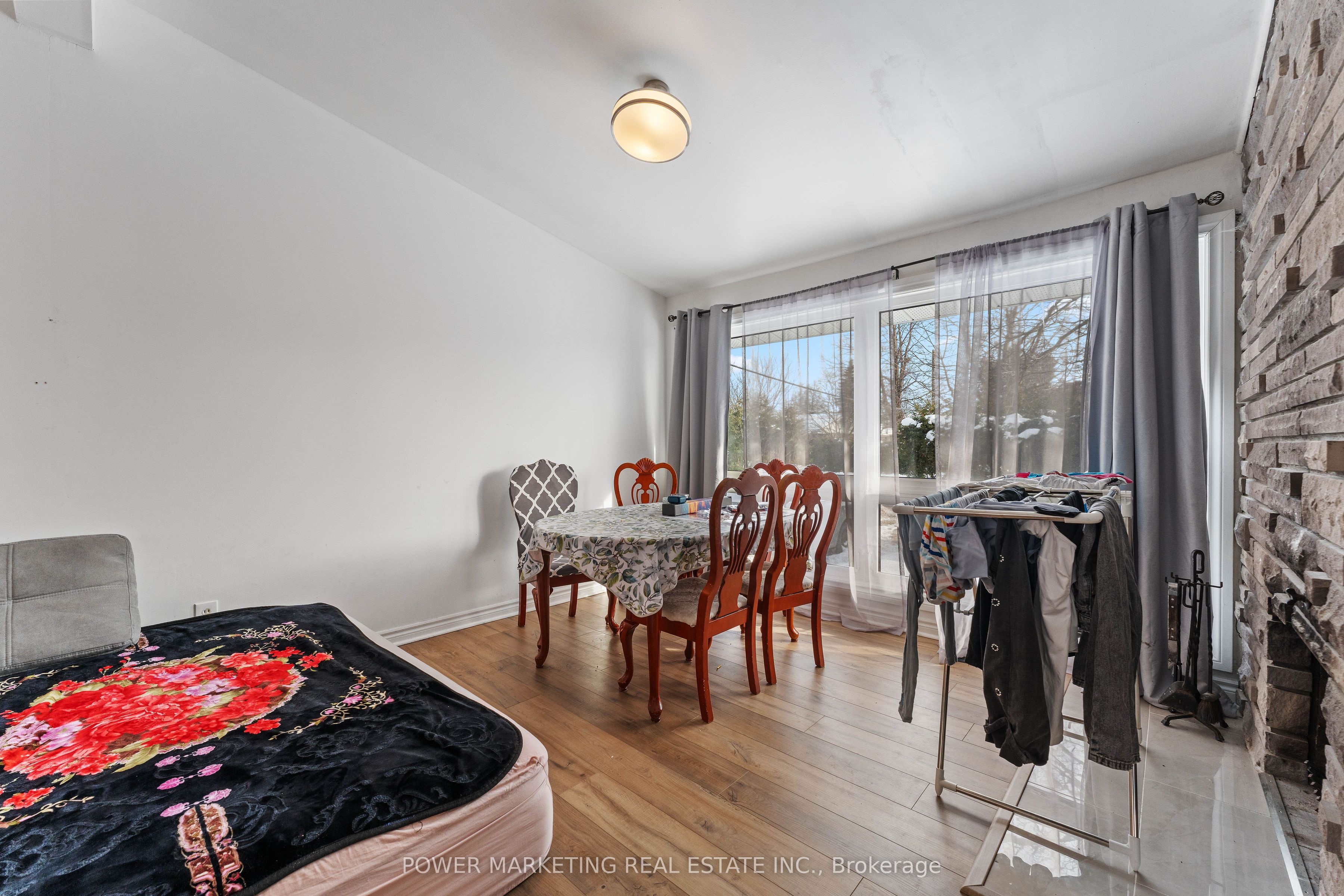 935 Goren Avenue Property Photo 6