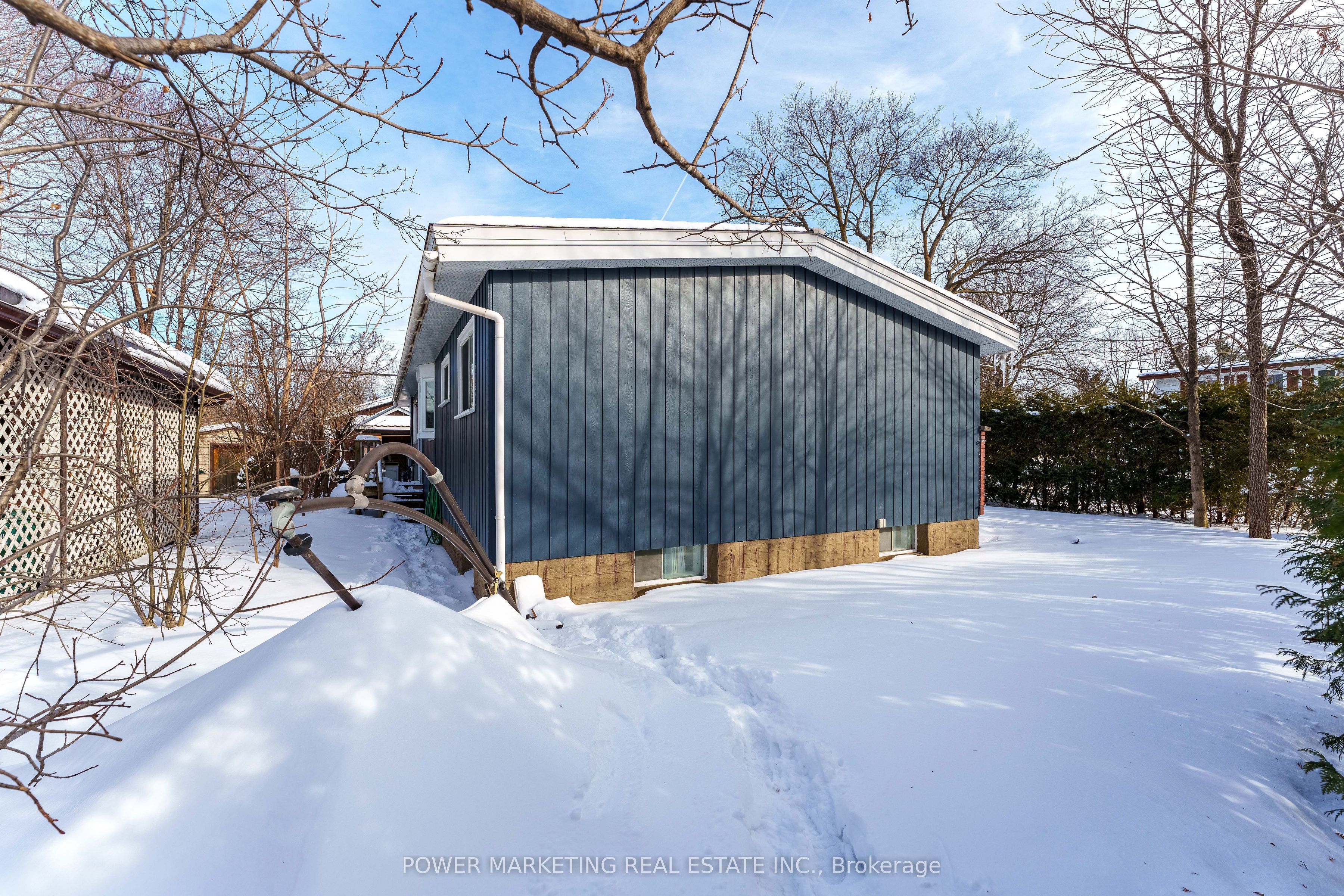 935 Goren Avenue Property Photo 20