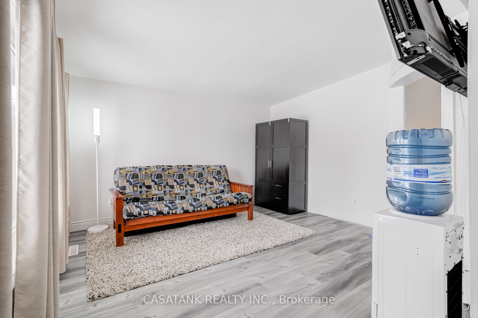 14 Ronaldshay Avenue Property Photo 5