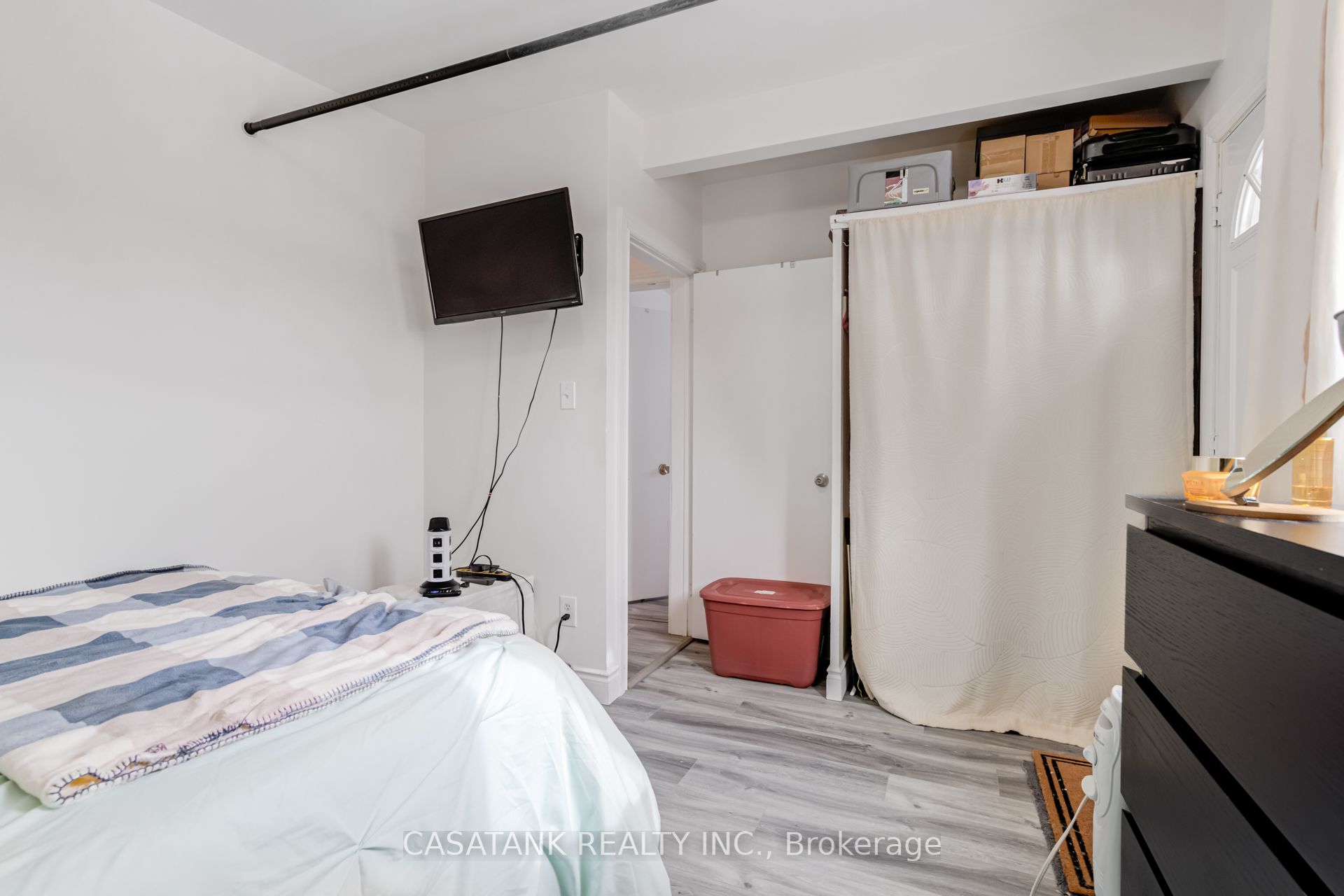 14 Ronaldshay Avenue Property Photo 15