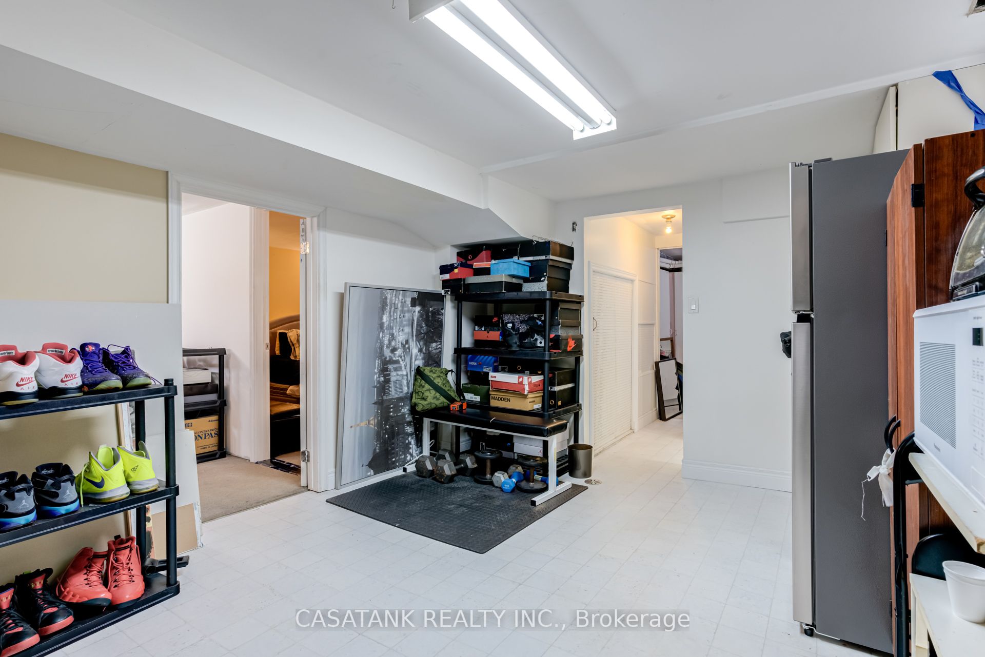14 Ronaldshay Avenue Property Photo 23