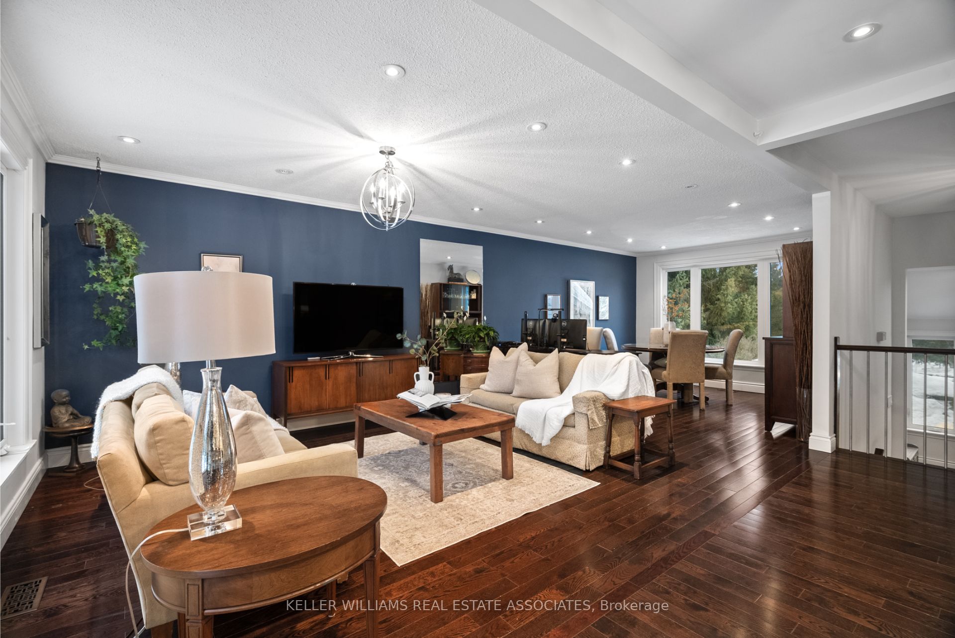 8 Hilltop Crescent Property Photo 10