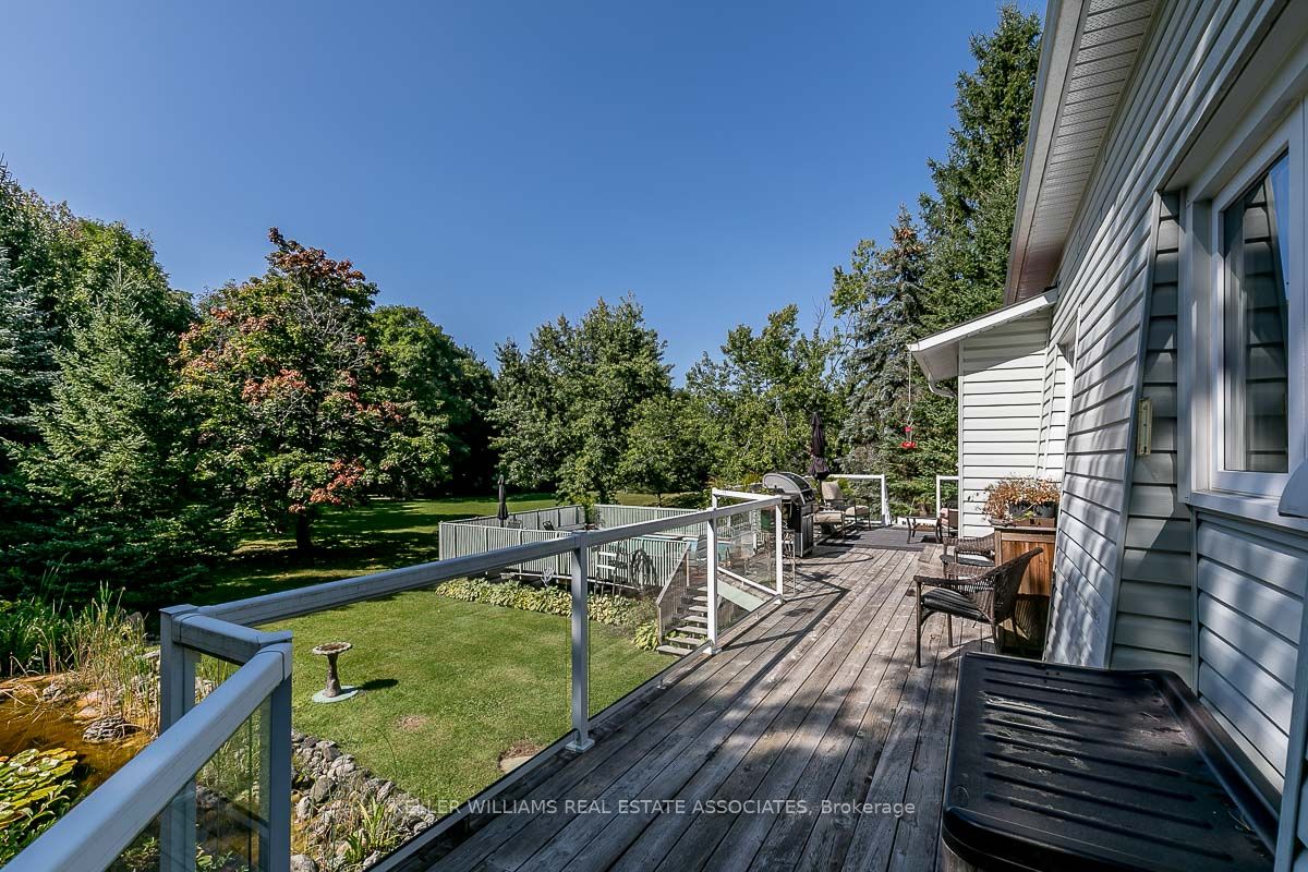 8 Hilltop Crescent Property Photo 28