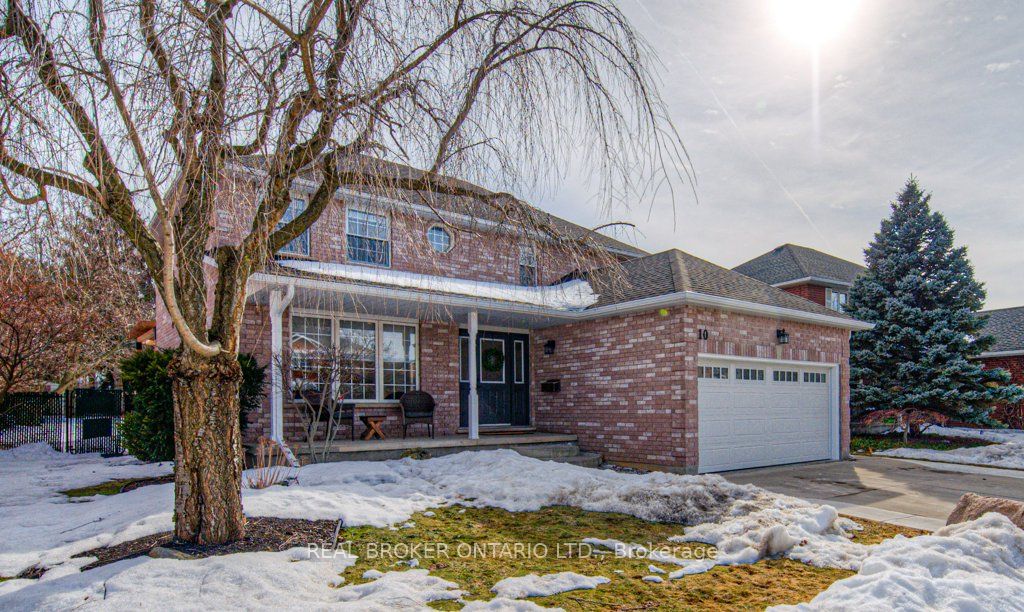 10 Hume Dr Property Photo 1