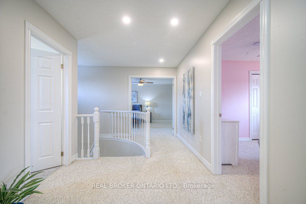 10 Hume Dr Property Photo 27