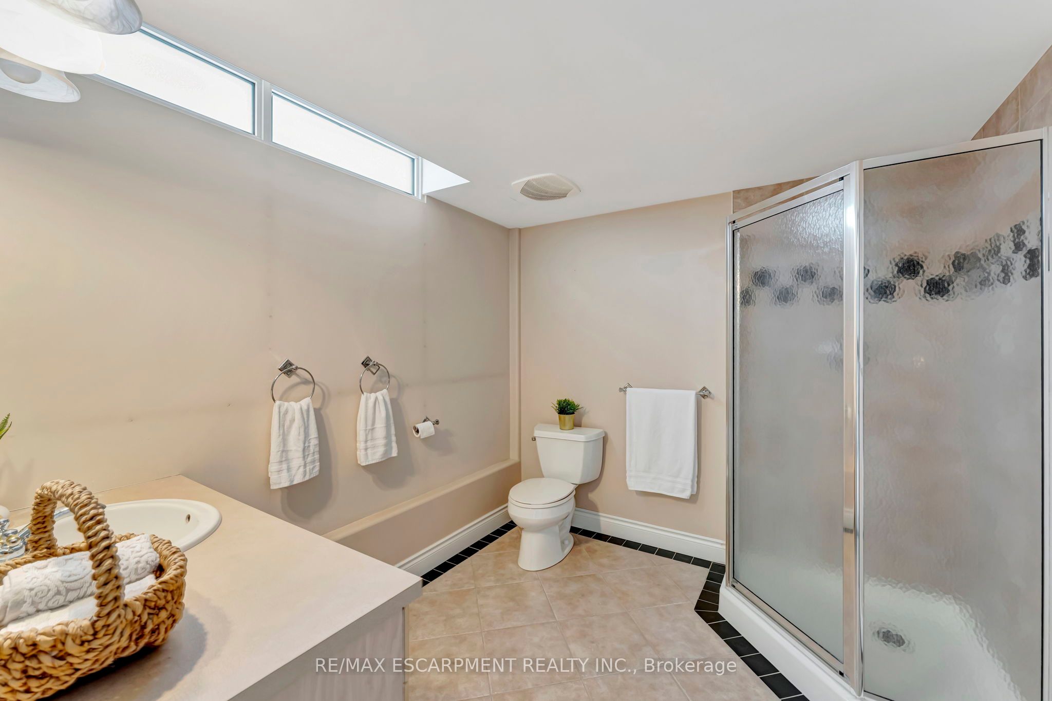 #506 - 1770 Main Street Property Photo 20