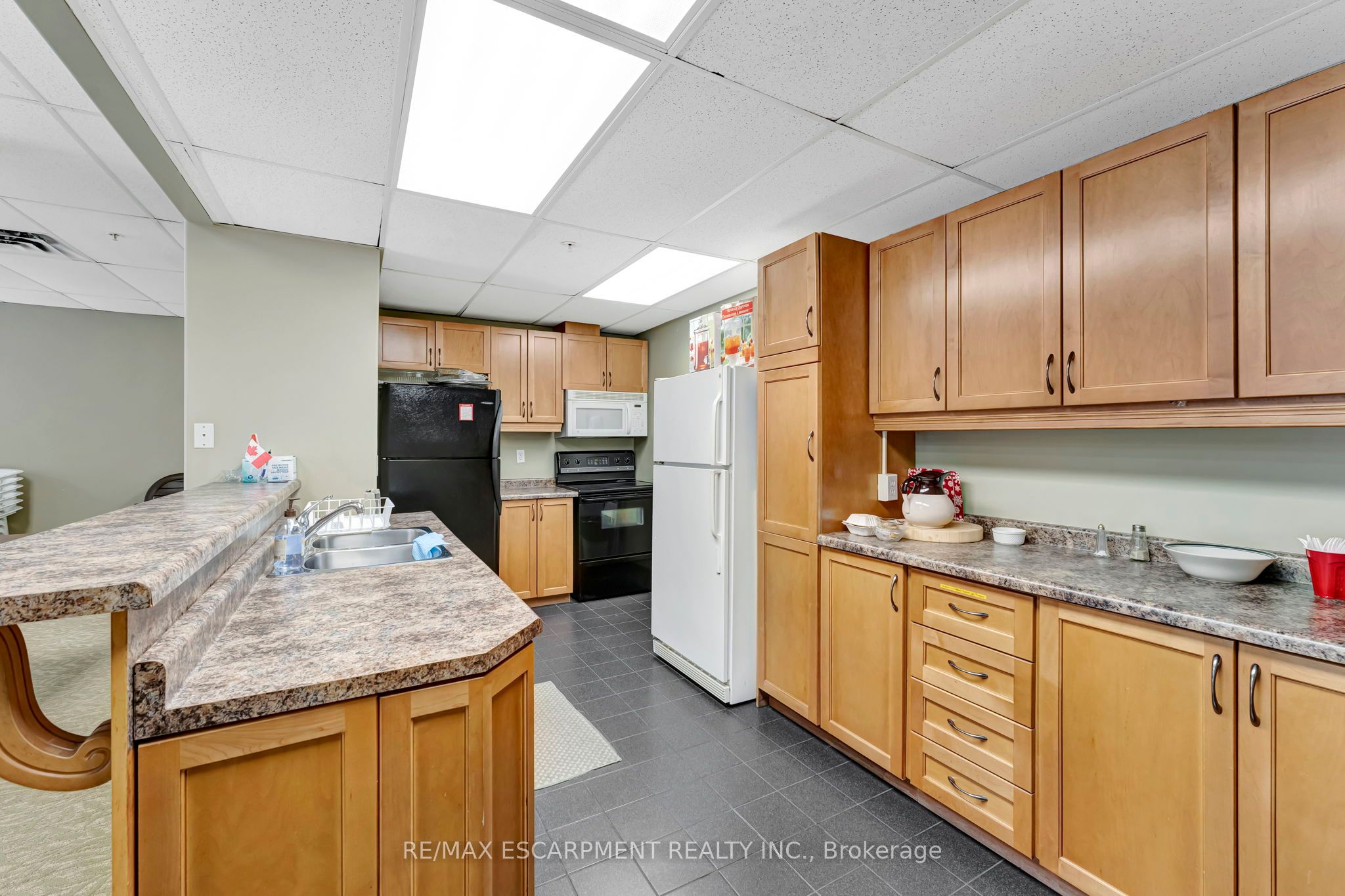 #506 - 1770 Main Street Property Photo 27