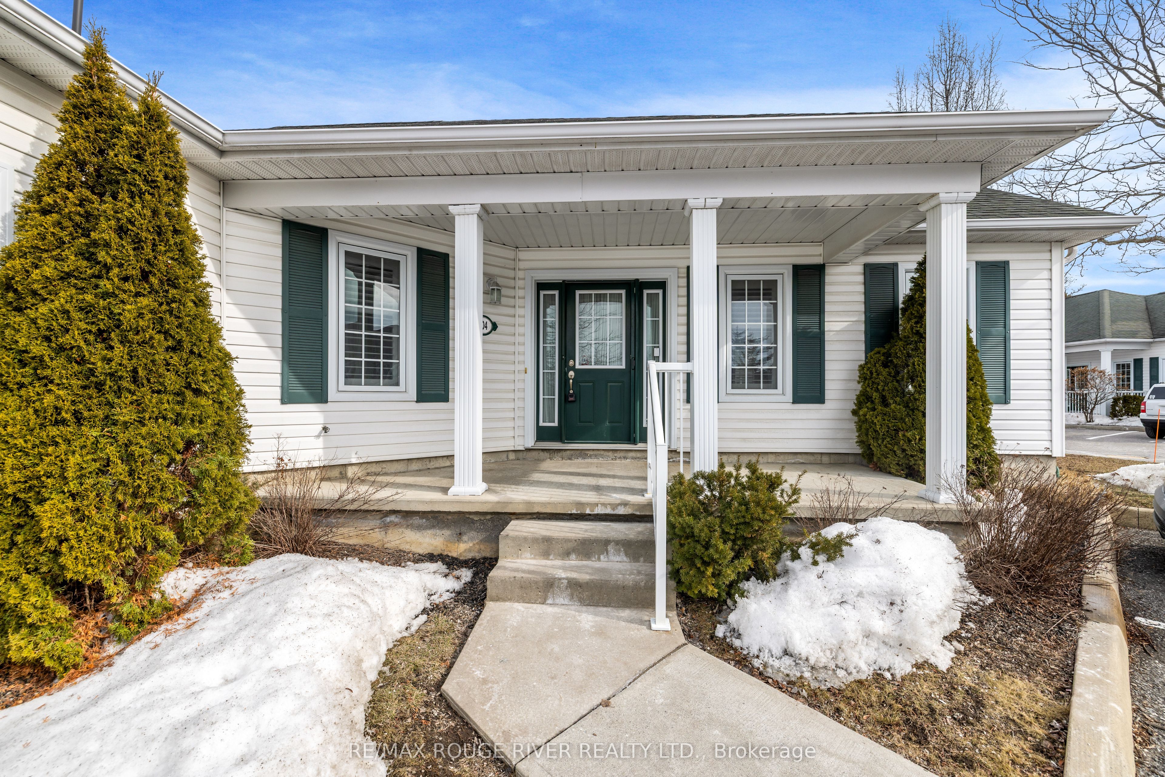 #804 - 325 Densmore Road Property Photo