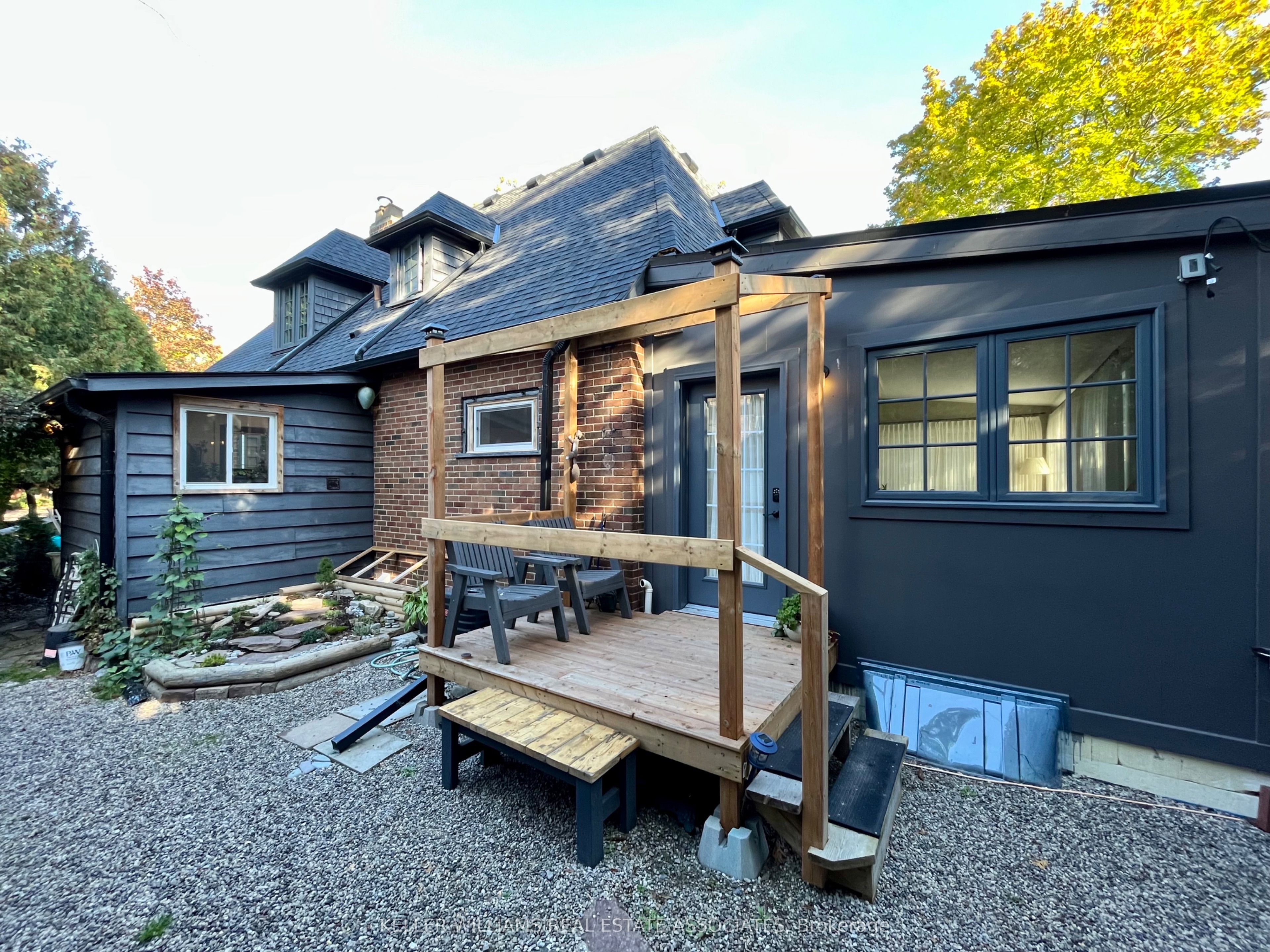 66 Oak Knoll Drive Property Photo 2