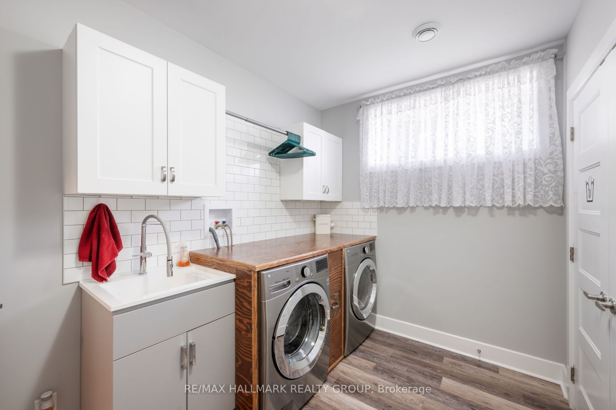 691 Ebbs Bay Road Property Photo 25