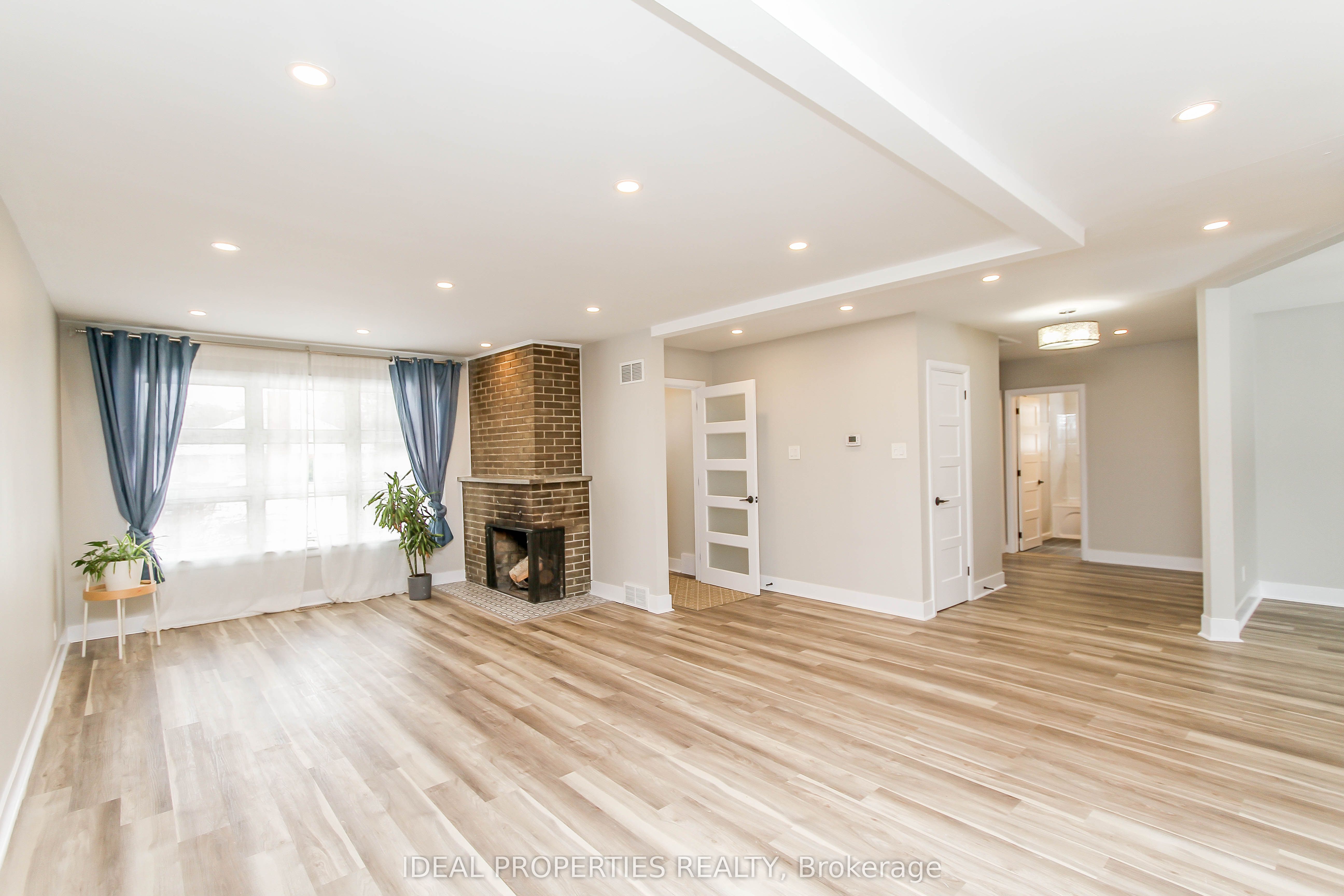 2065 Honeywell Avenue Property Photo 7