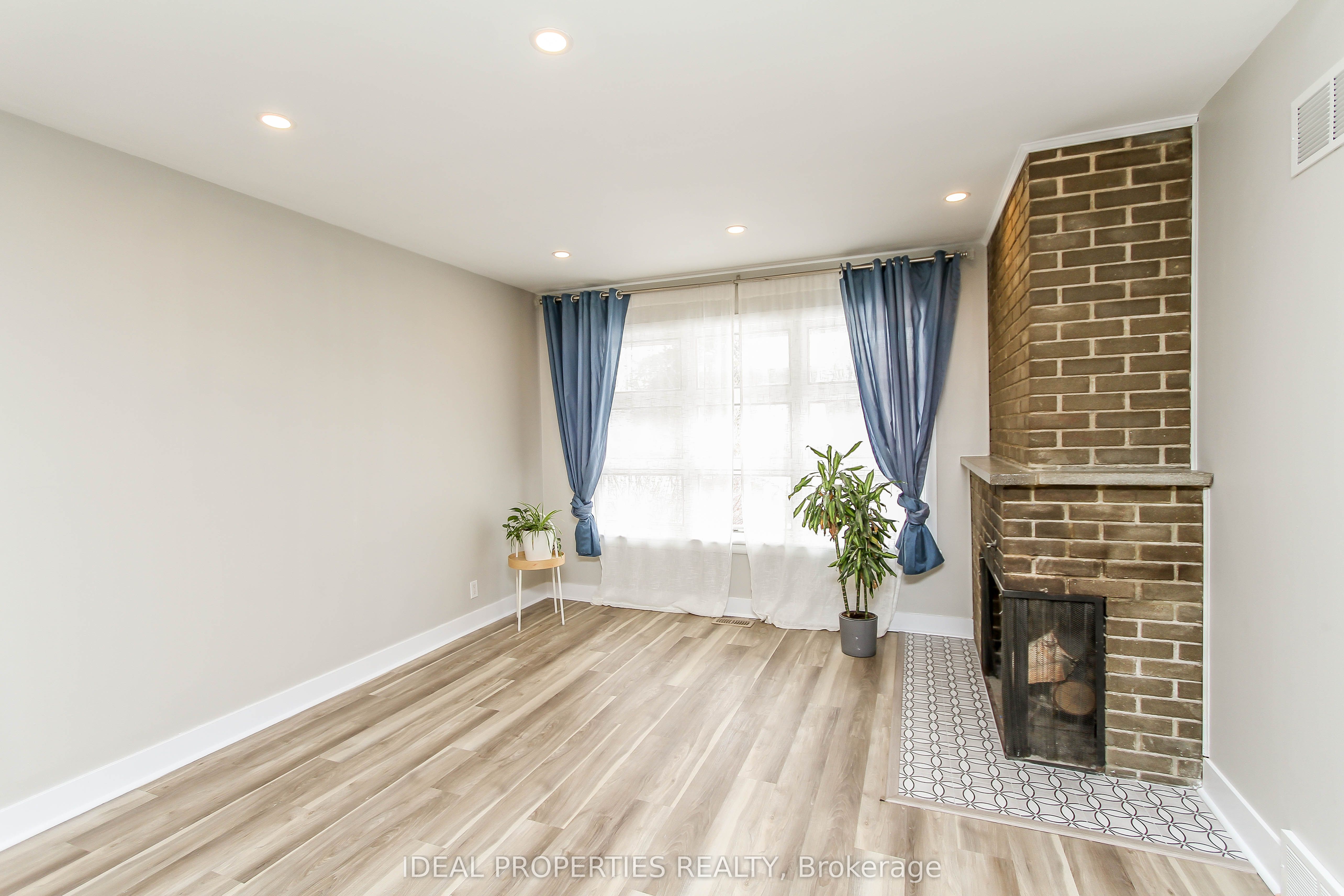 2065 Honeywell Avenue Property Photo 9