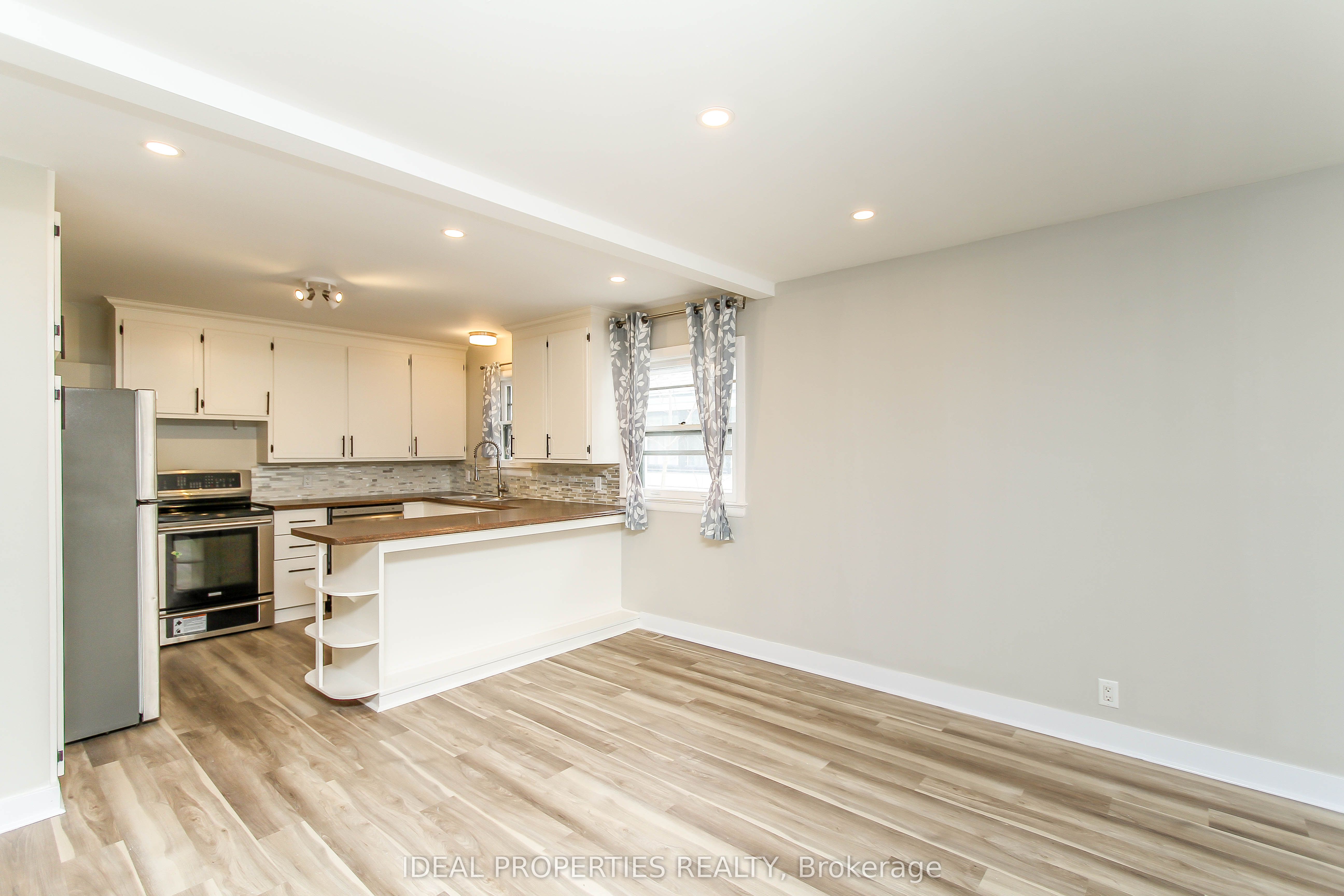 2065 Honeywell Avenue Property Photo 12