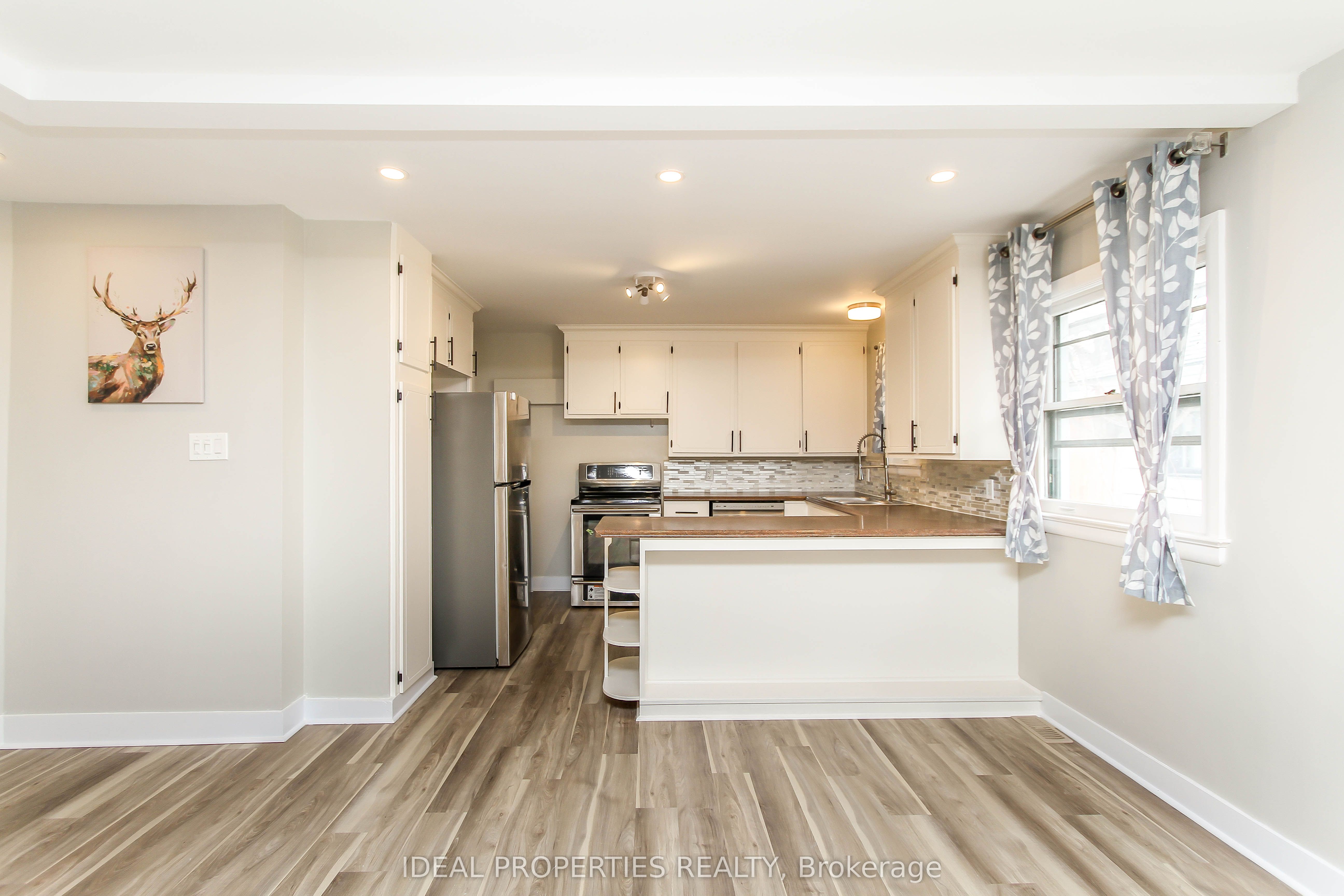 2065 Honeywell Avenue Property Photo 13