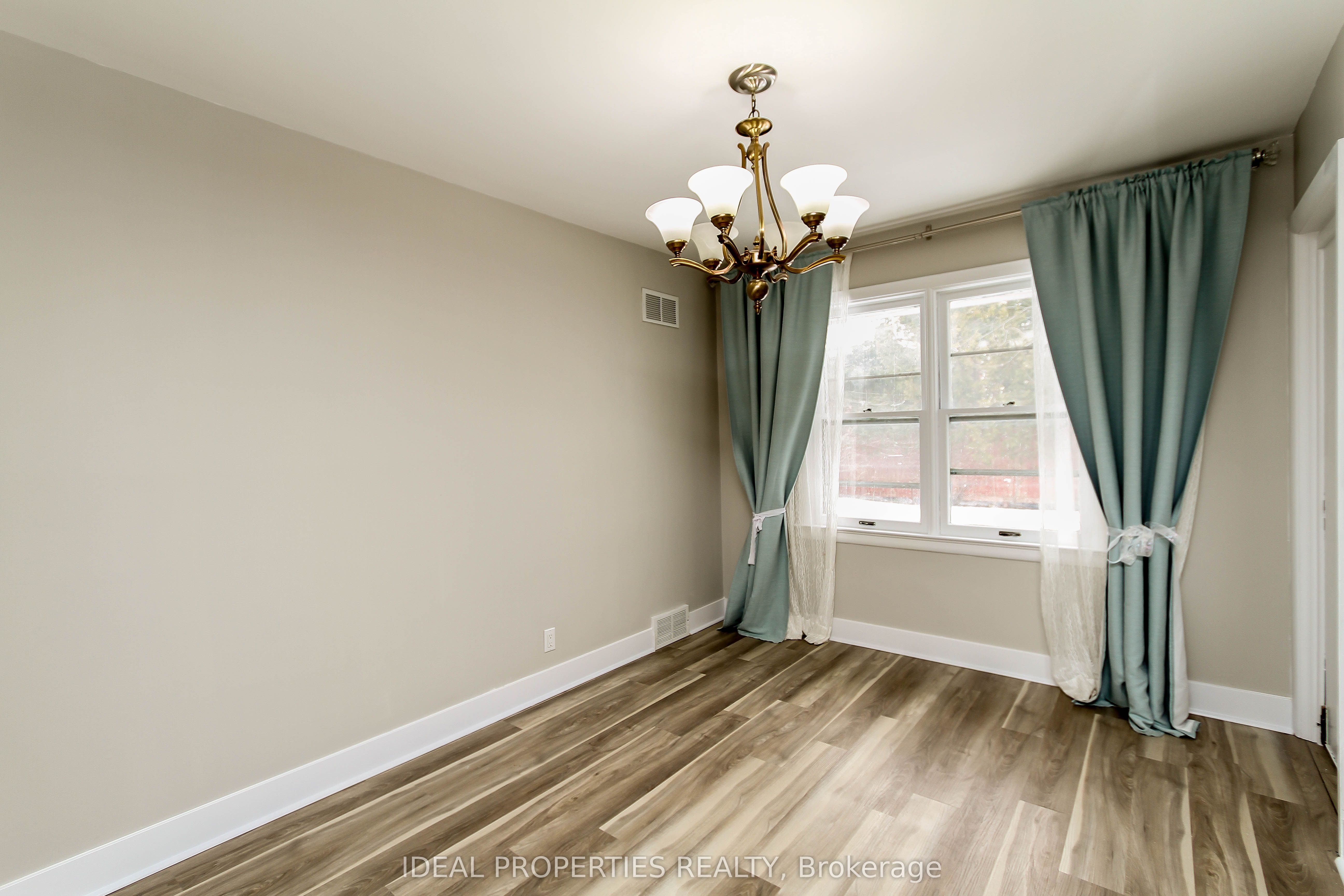 2065 Honeywell Avenue Property Photo 18