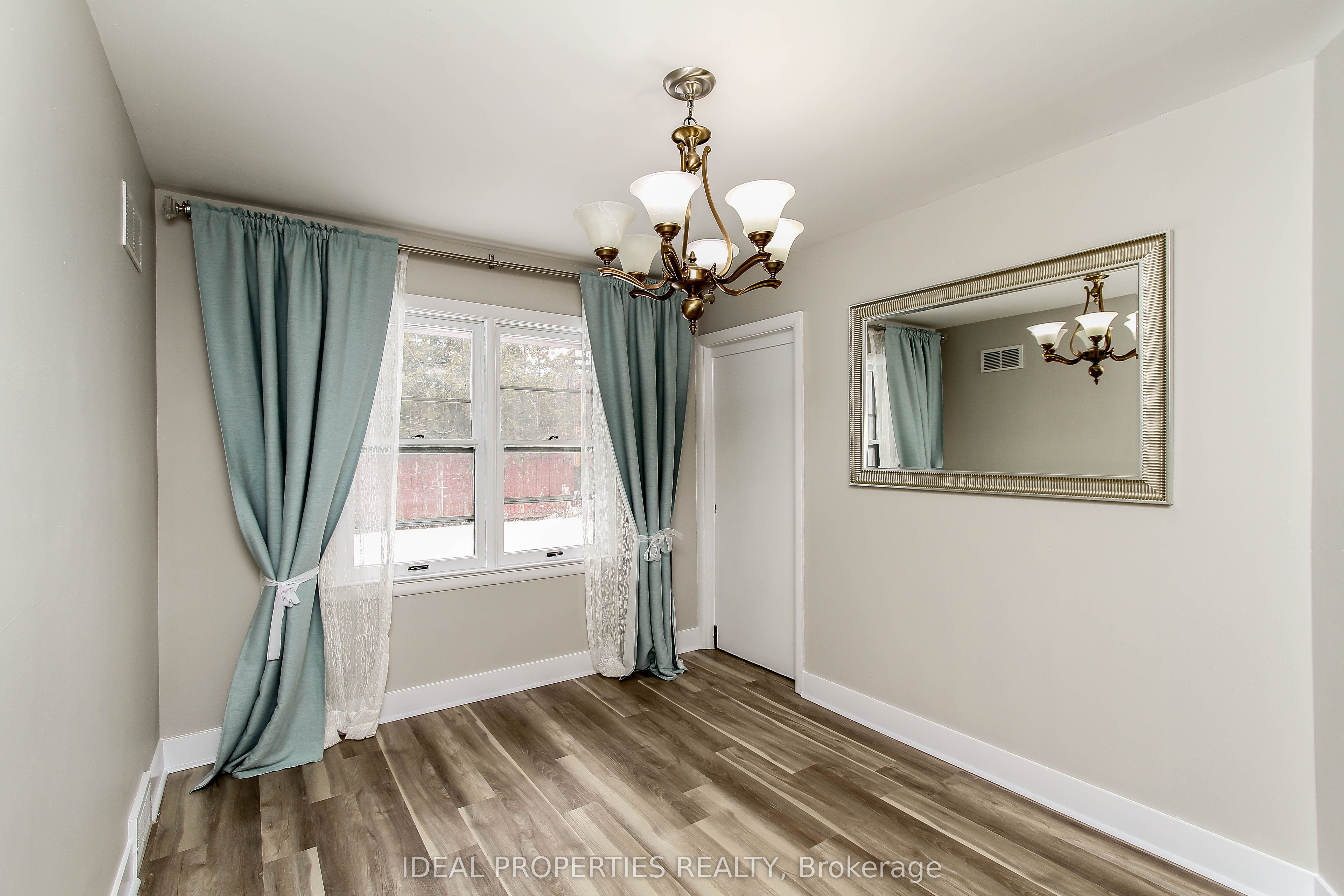 2065 Honeywell Avenue Property Photo 19