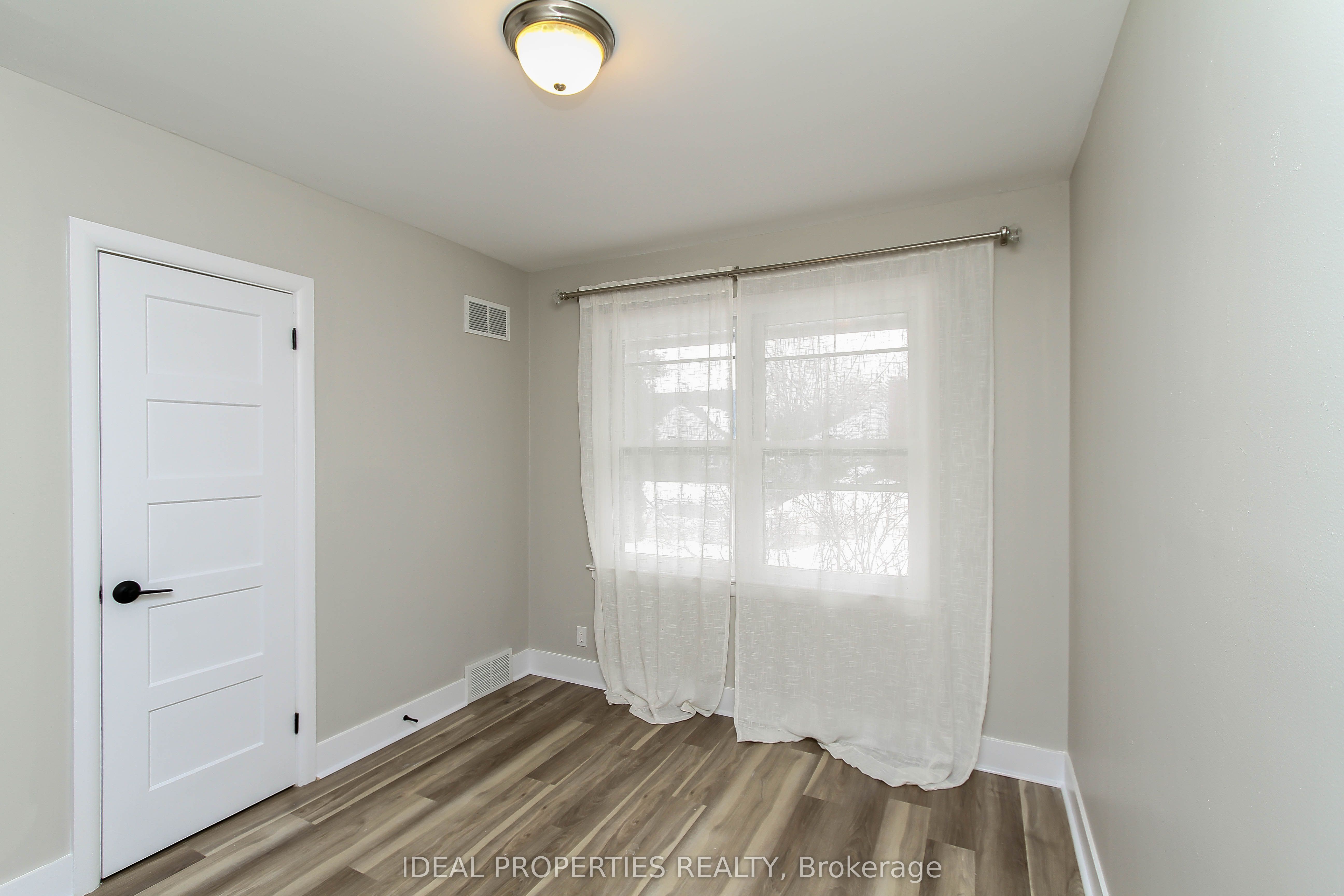 2065 Honeywell Avenue Property Photo 25