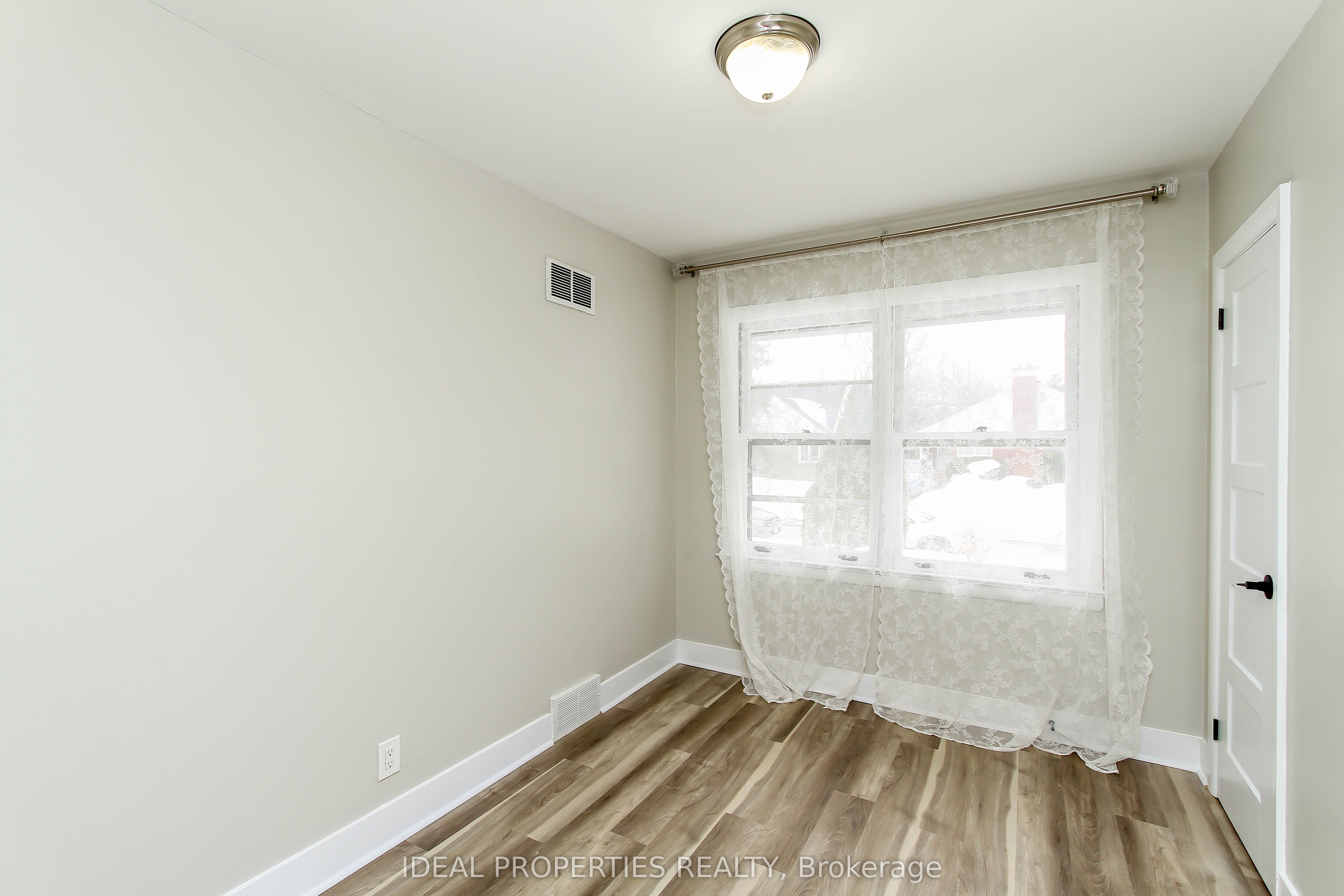 2065 Honeywell Avenue Property Photo 26