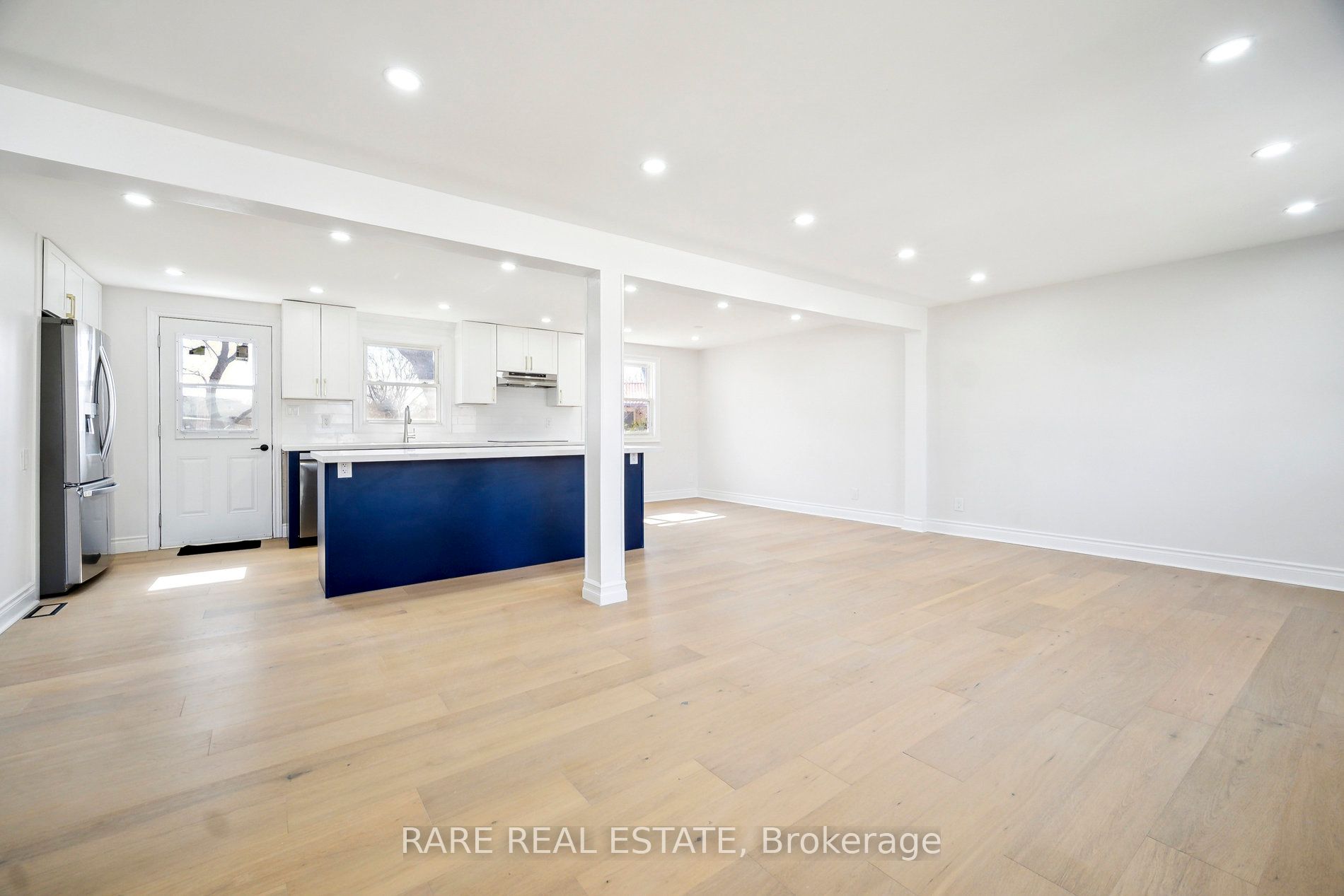 314 Laughton Crescent Property Photo 5