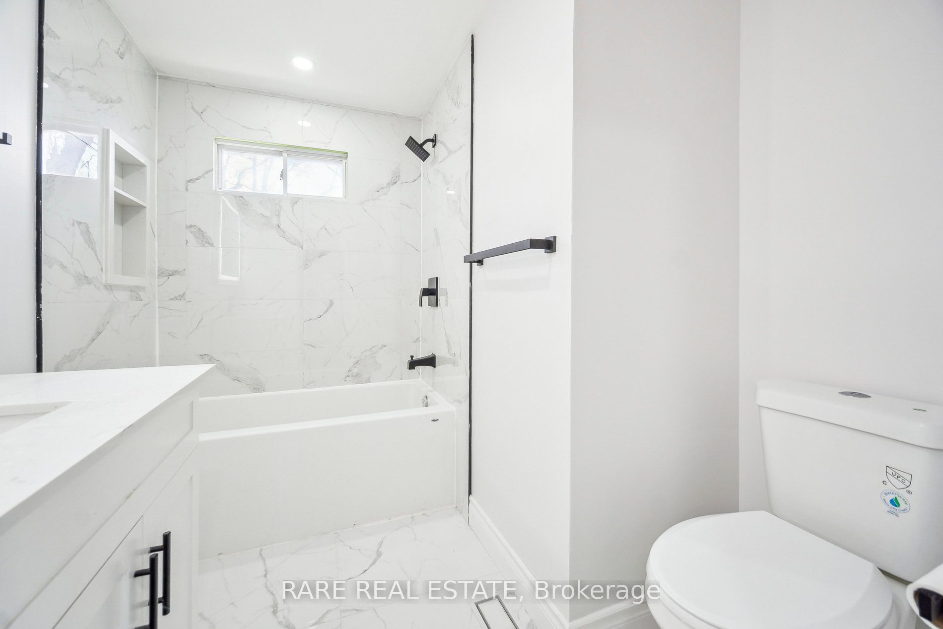 314 Laughton Crescent Property Photo 12